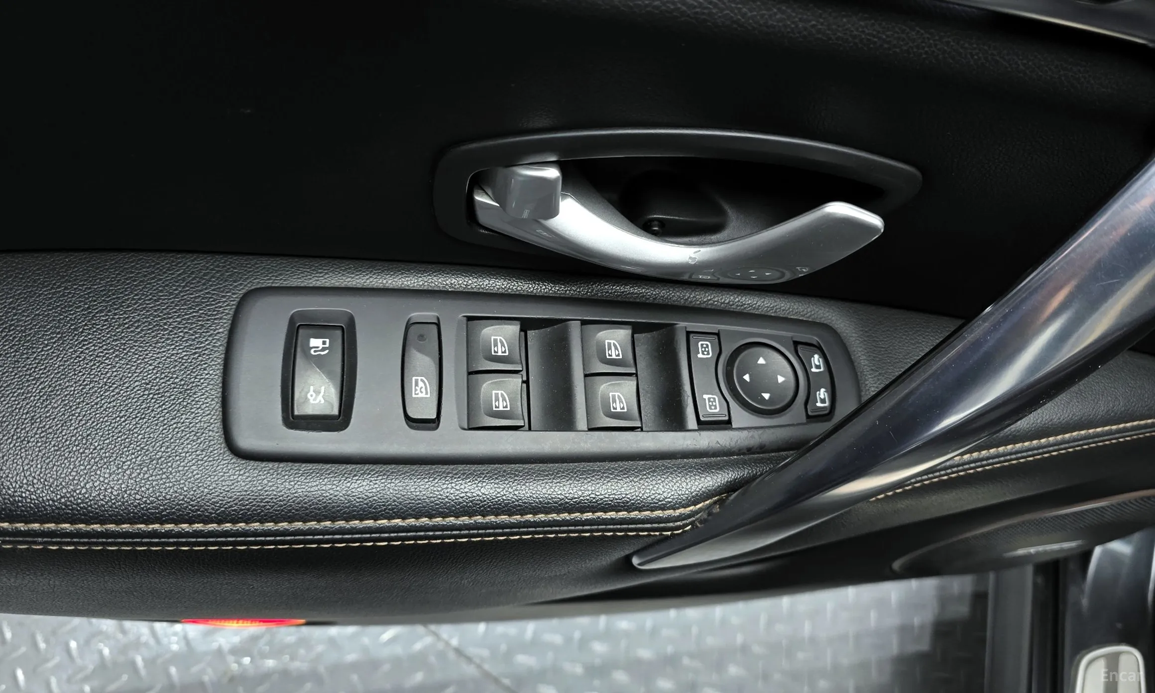 Renault Korea (Samsung) SM7 превью 16