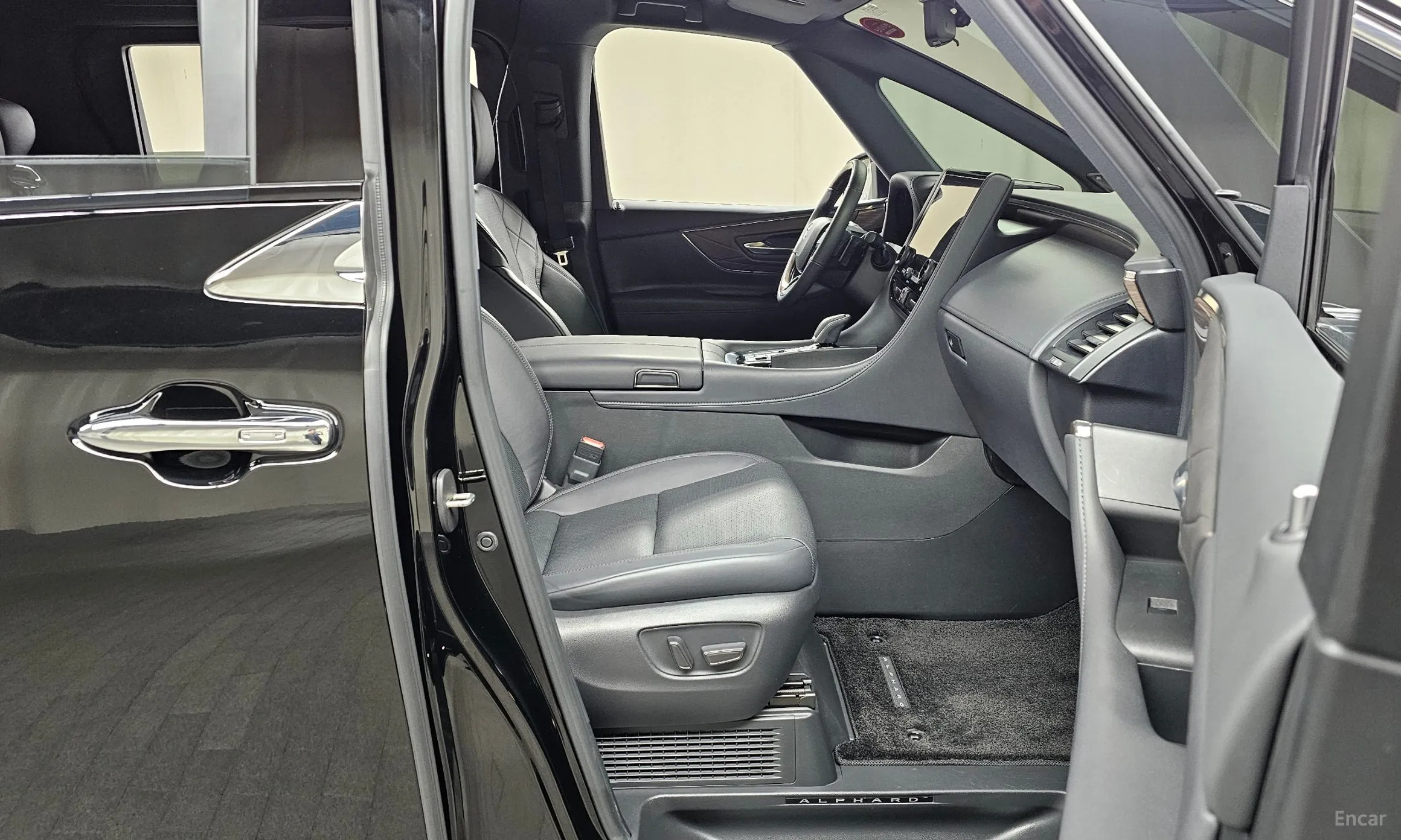 Toyota Alphard 4th Generation превью 11