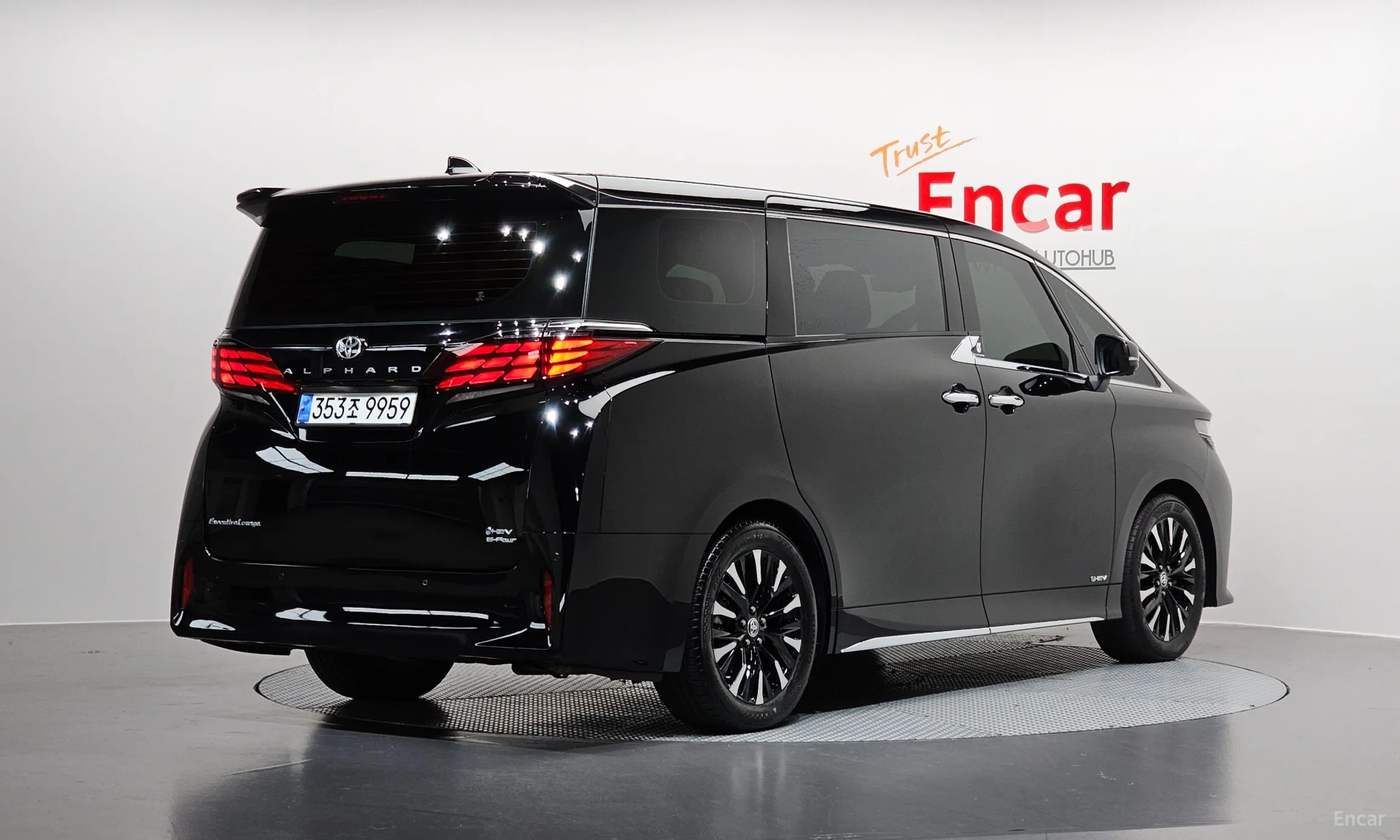 Toyota Alphard 4th Generation превью 2