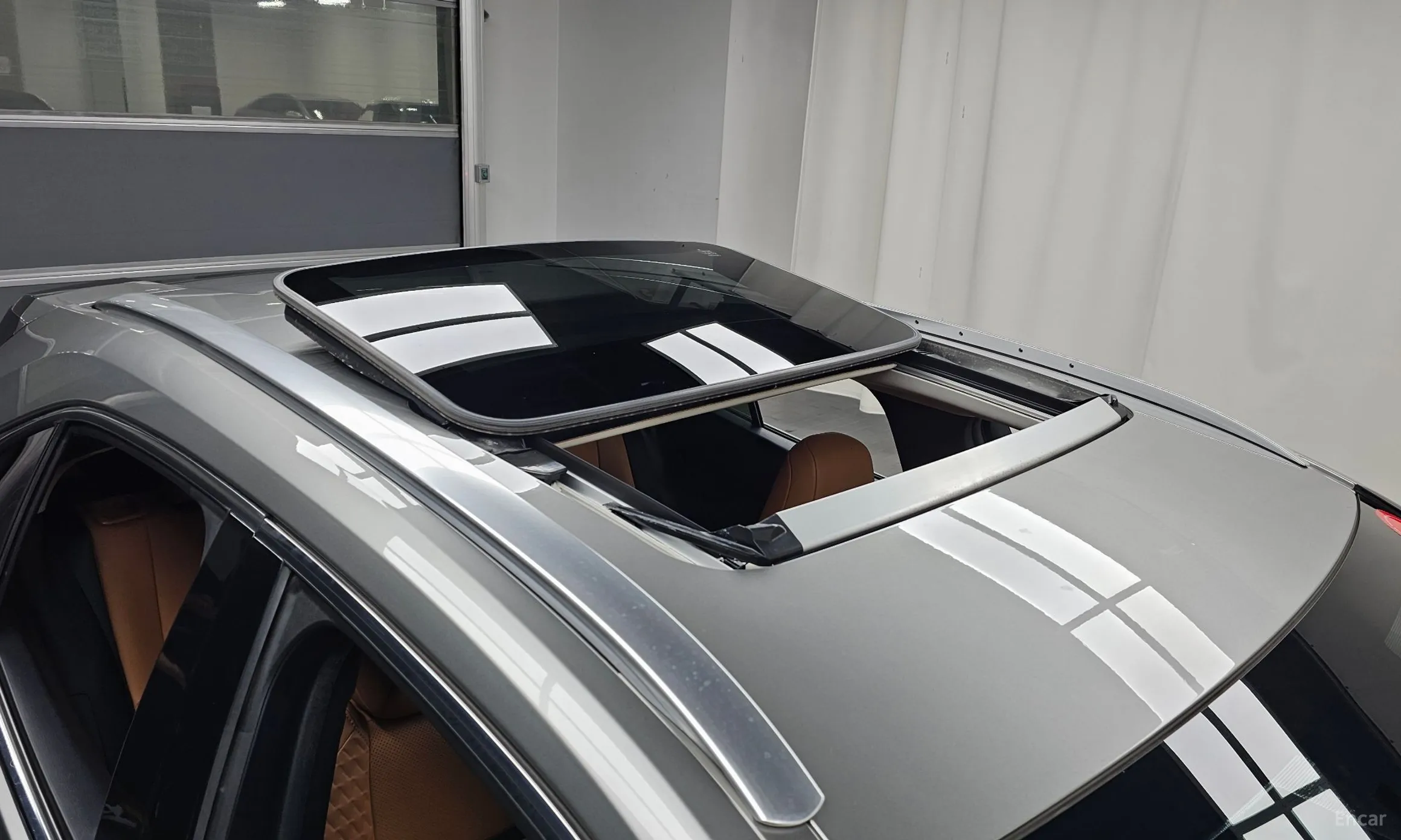 Lexus UX250h превью 19