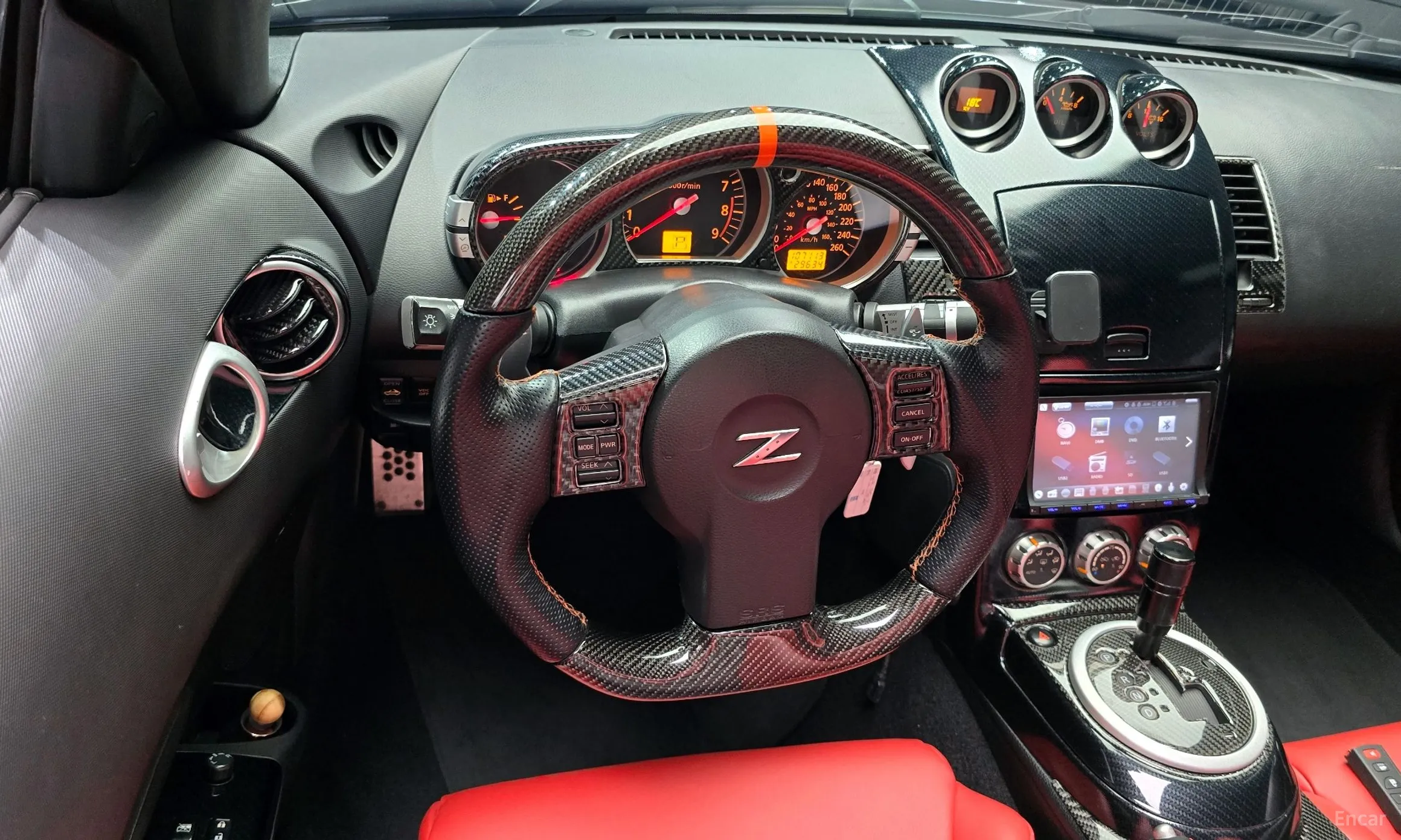 Nissan 350Z превью 12