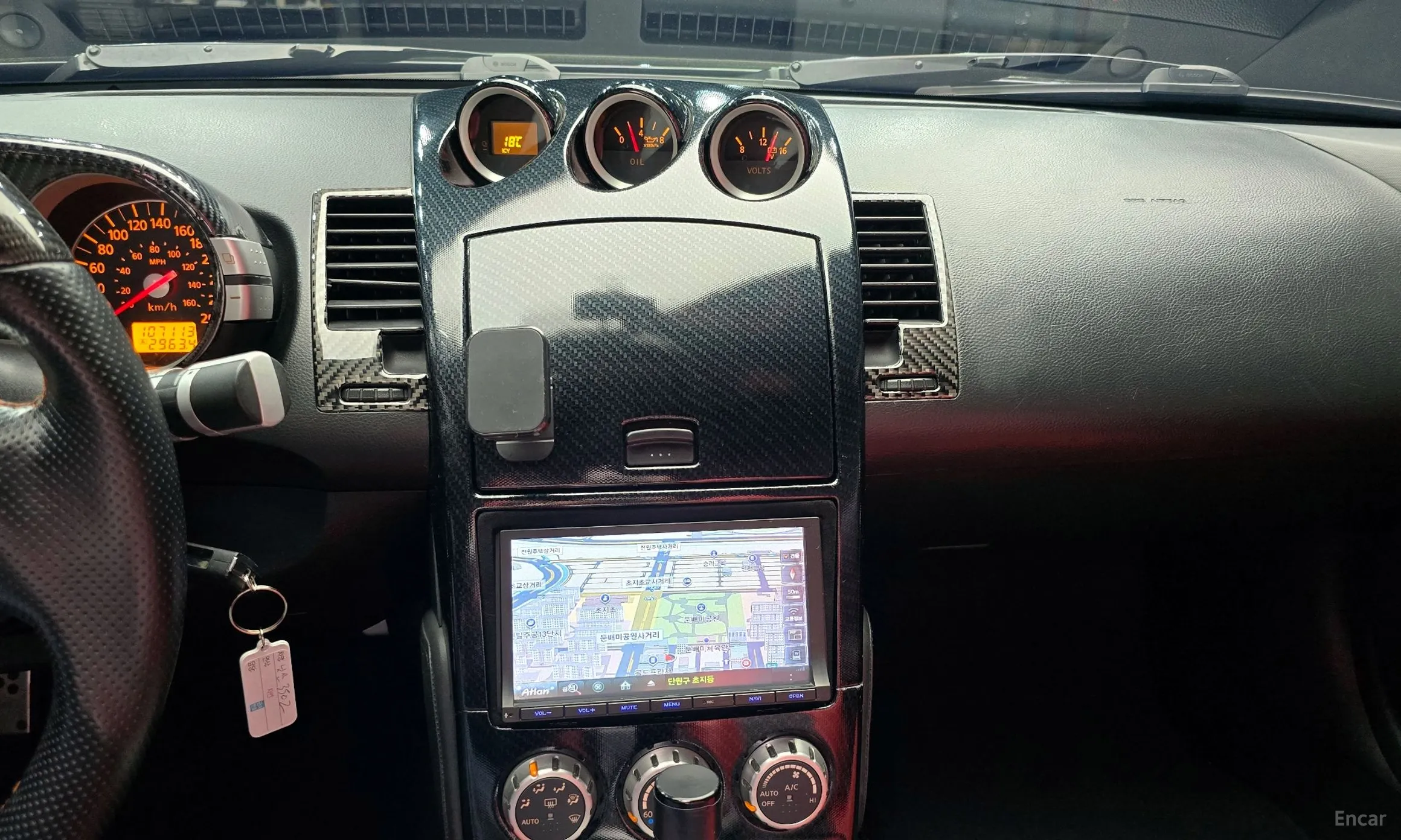 Nissan 350Z превью 13