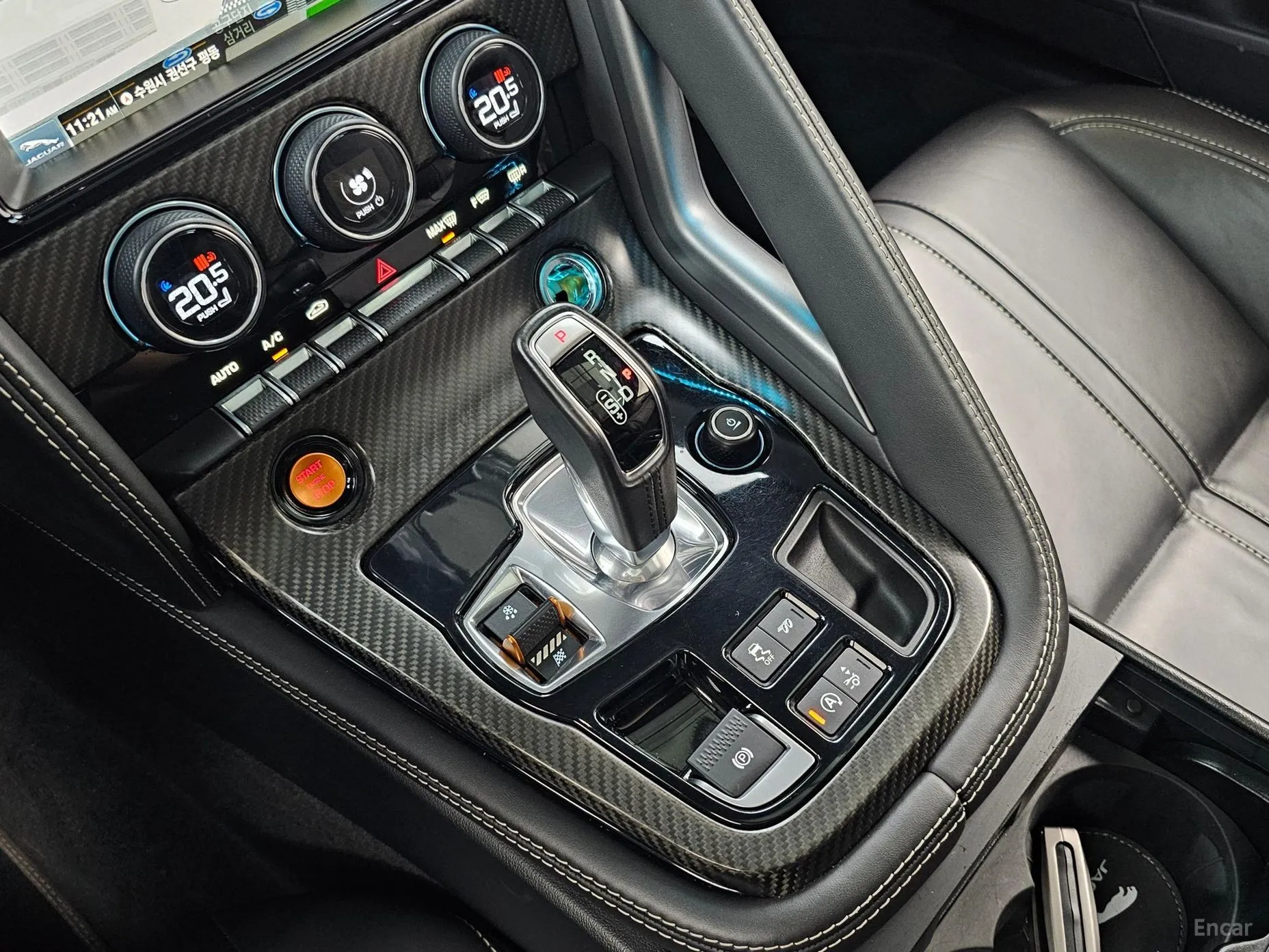 Jaguar F-TYPE превью 10
