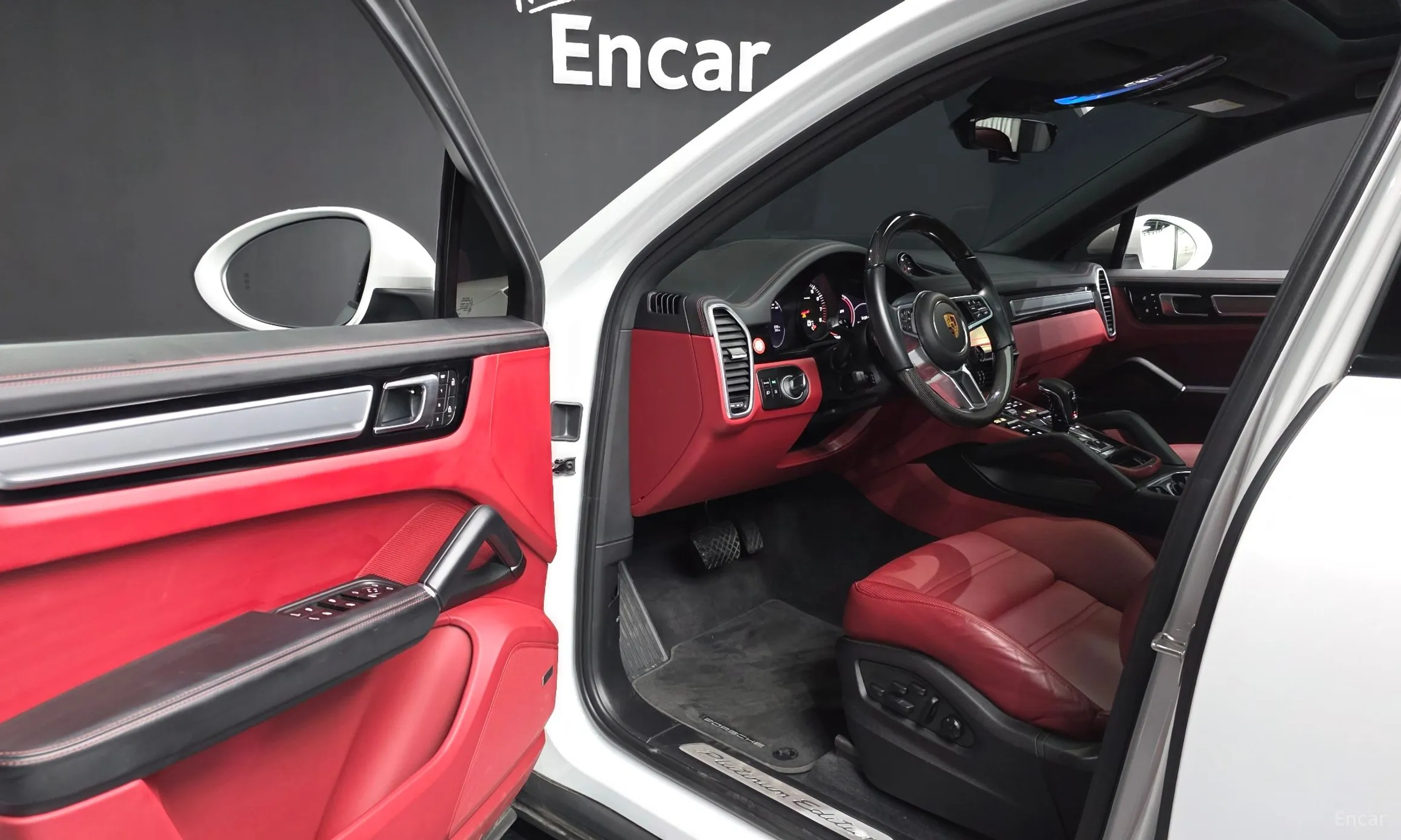 Porsche Cayenne (PO536) превью 10