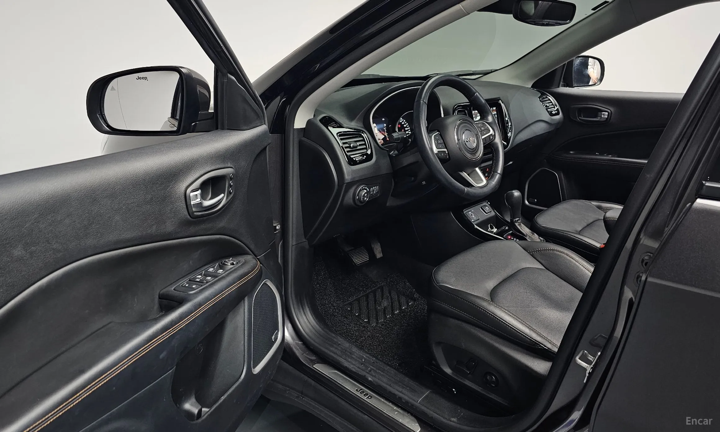 Jeep Compass 2nd Generation превью 10