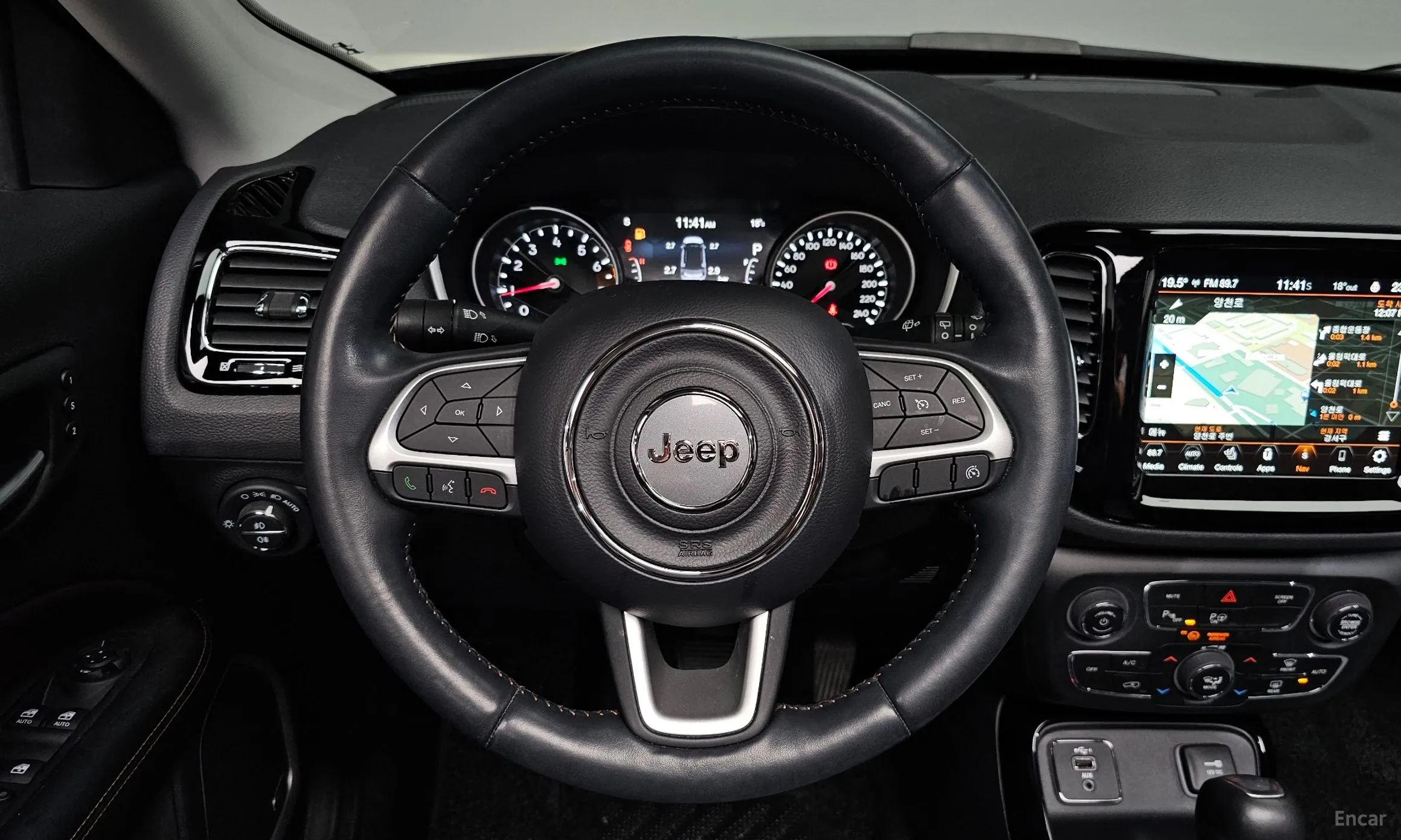 Jeep Compass 2nd Generation превью 12