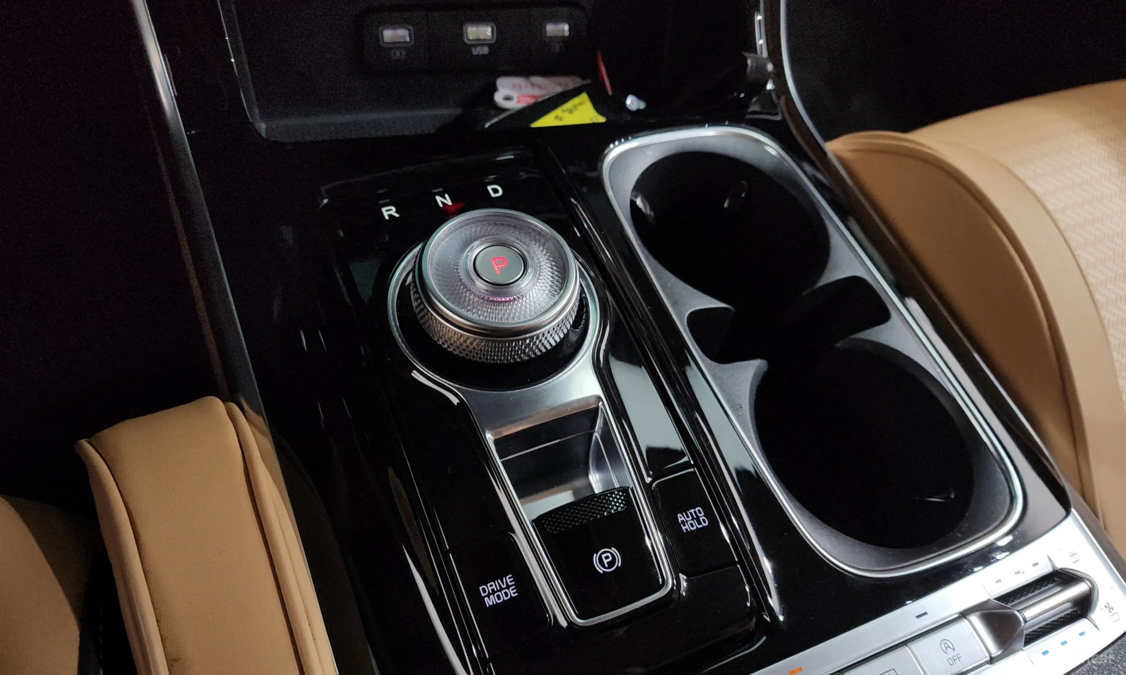 Kia Carnival Gen 4 превью 9