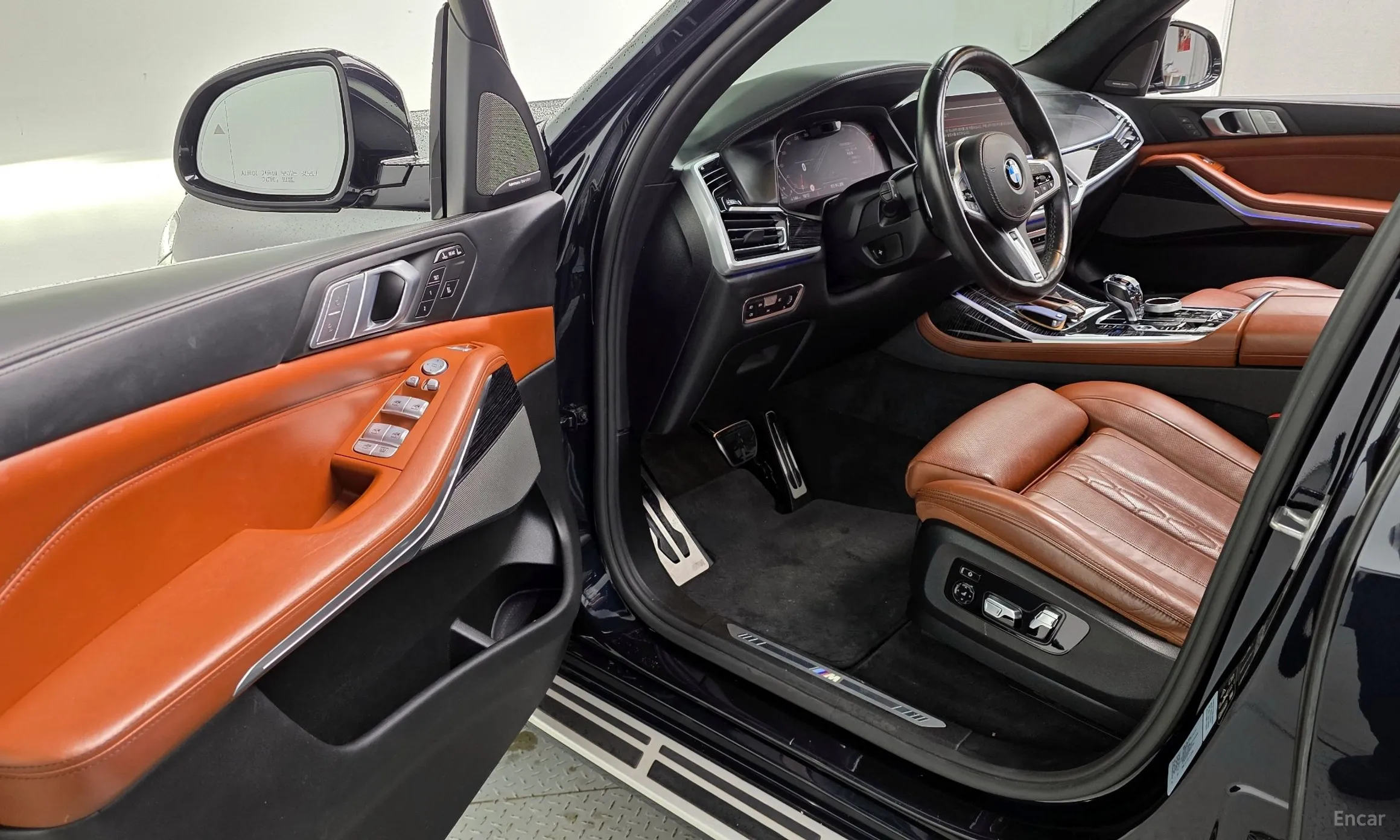 BMW X7 (G07) превью 10