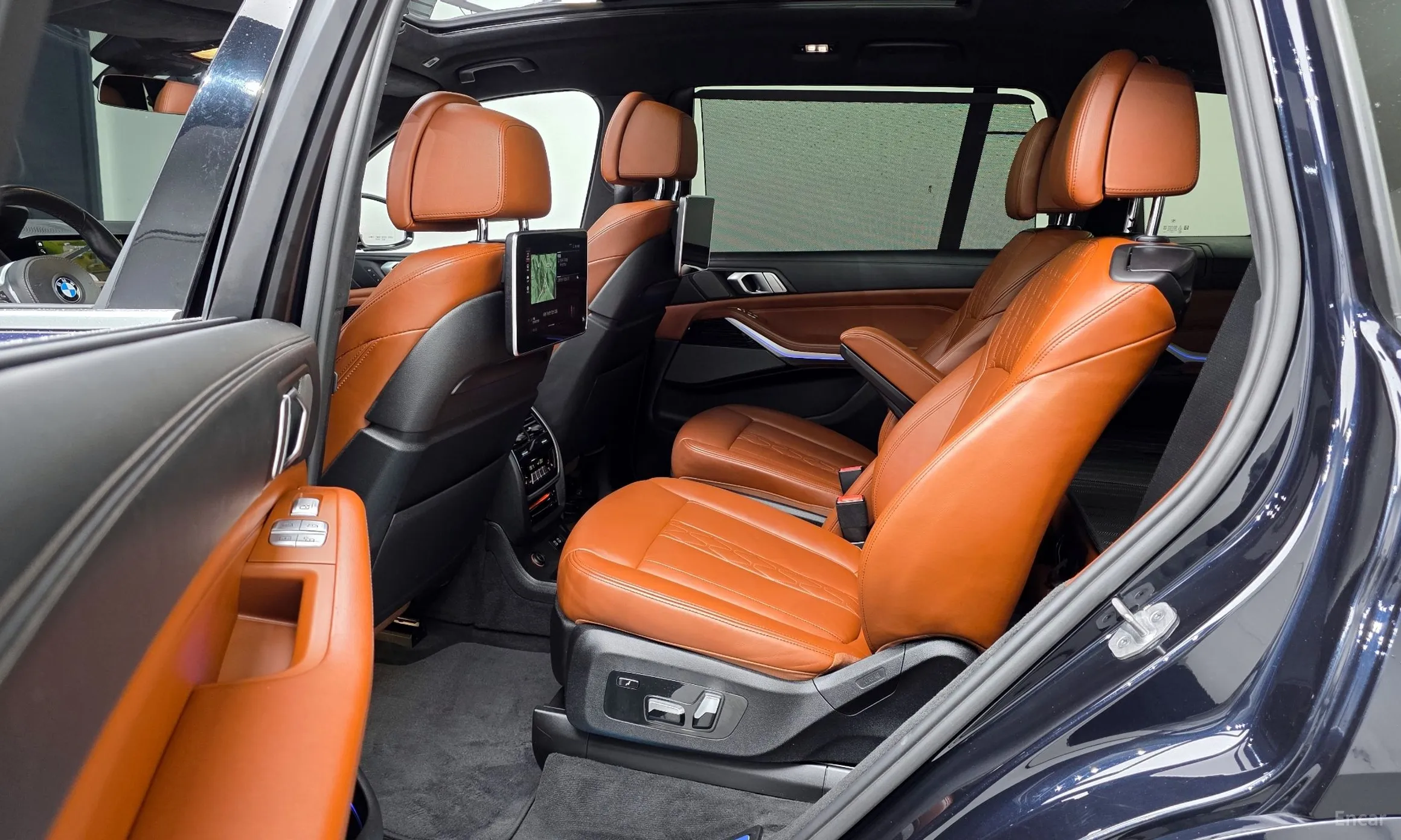BMW X7 (G07) превью 12