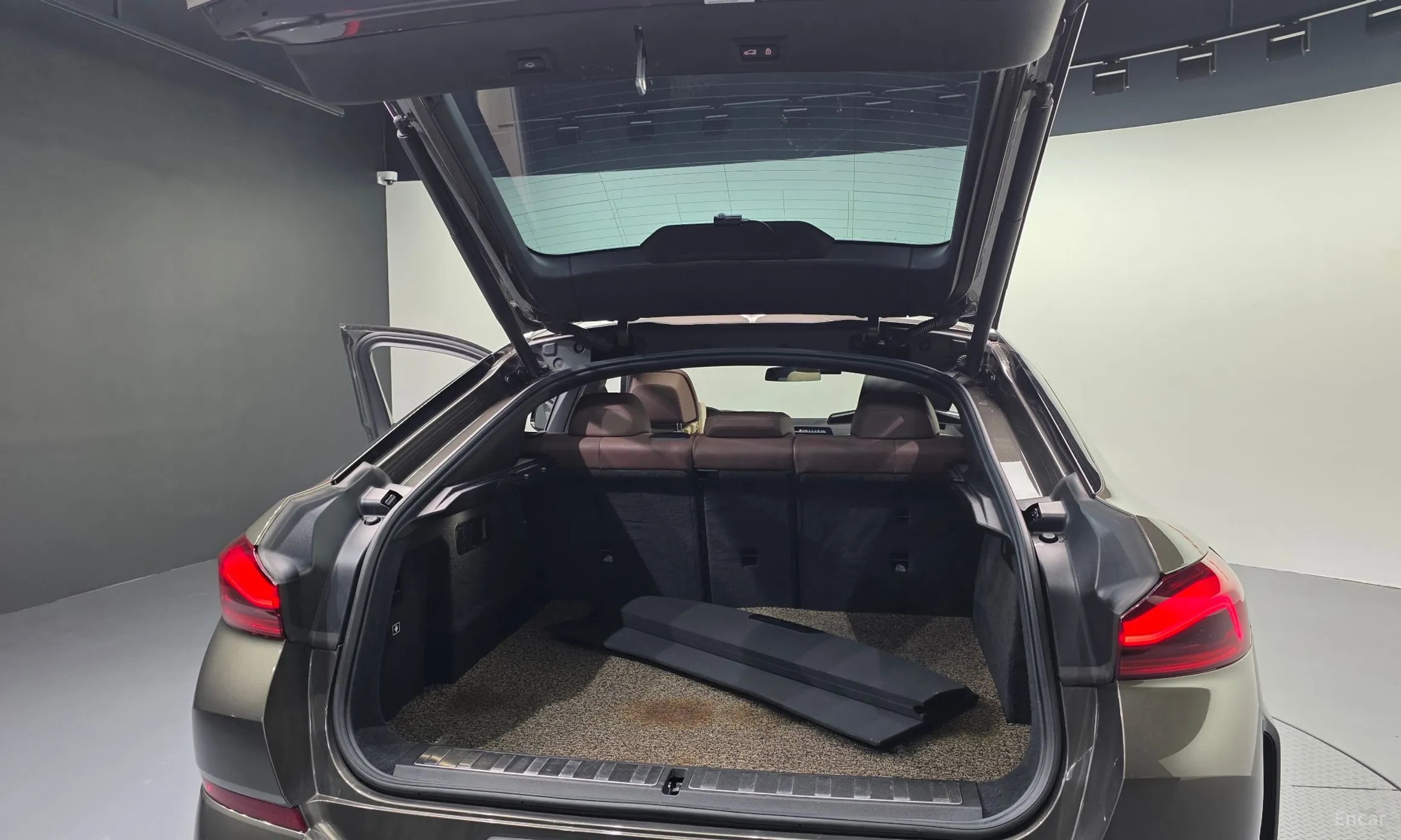 BMW X6 (G06) превью 20