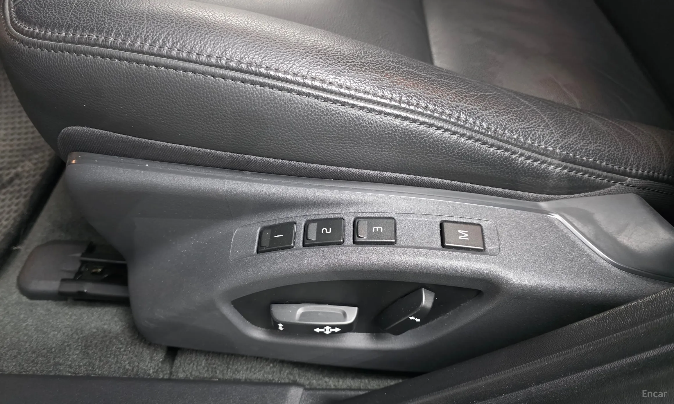 Volvo S60 превью 15