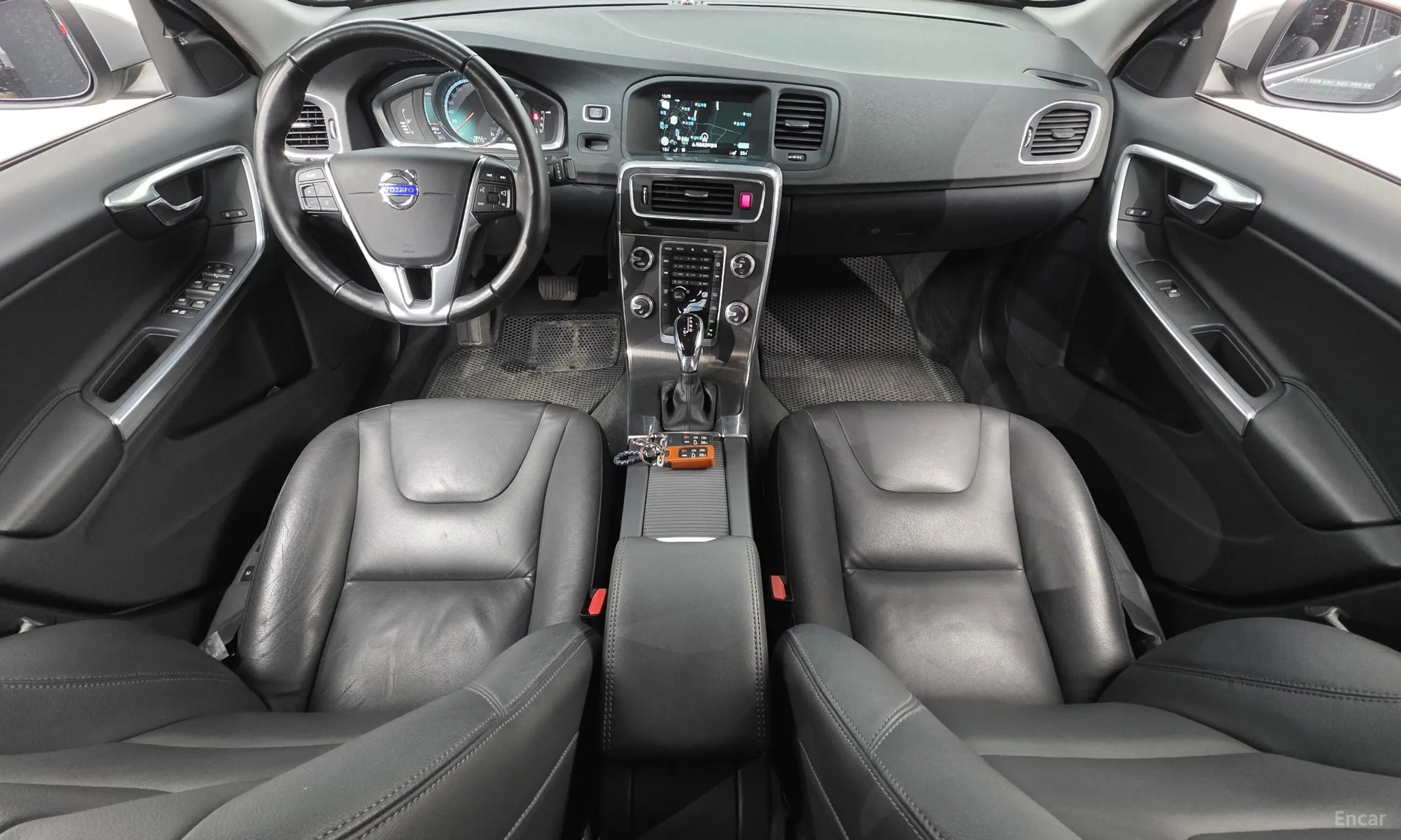 Volvo S60 превью 7