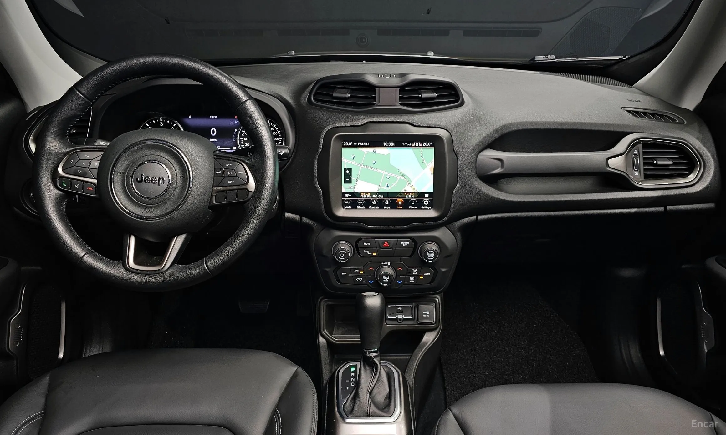 Jeep Renegade превью 7