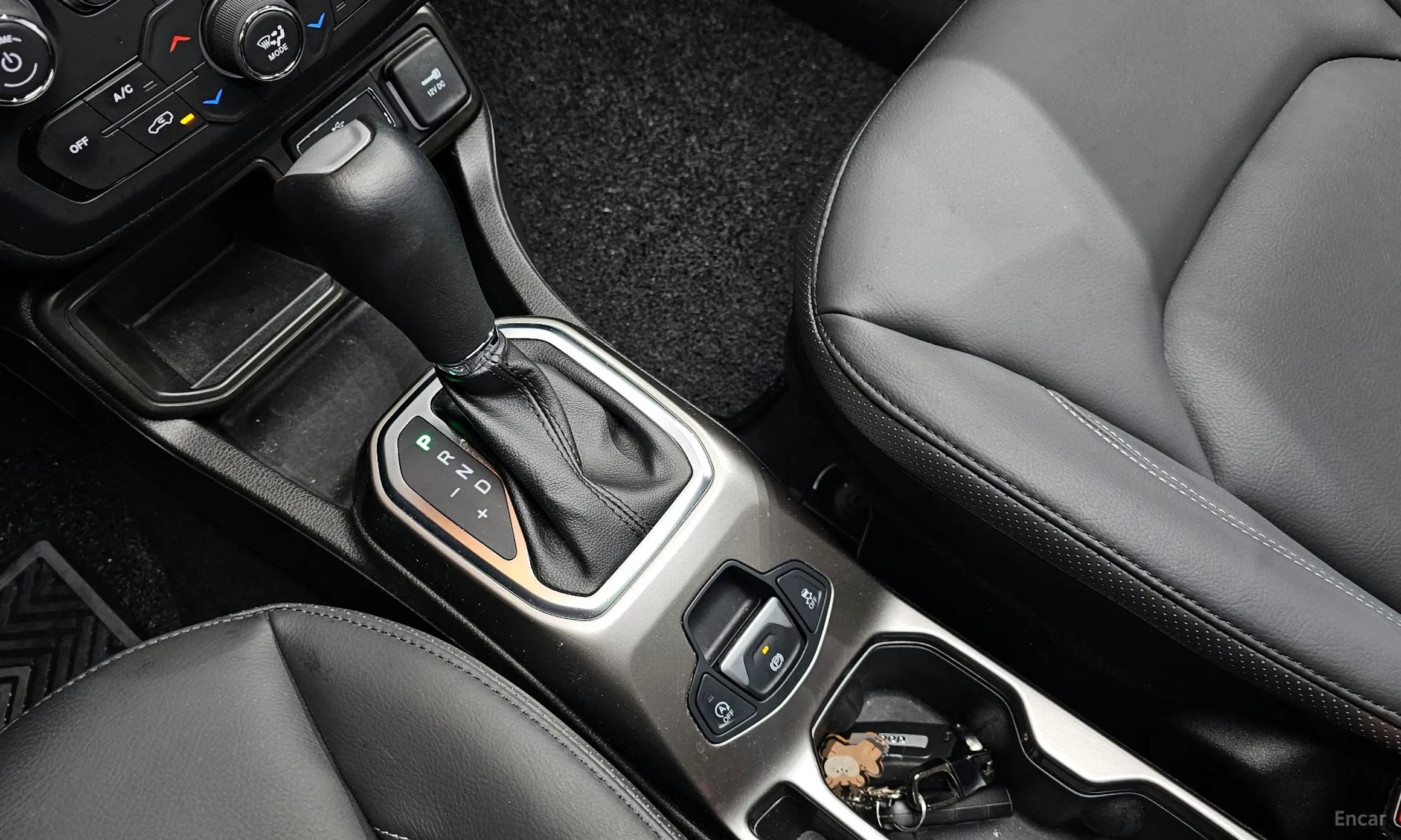 Jeep Renegade превью 9