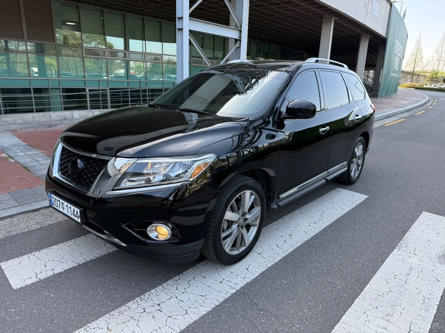 Nissan Pathfinder Gen 4