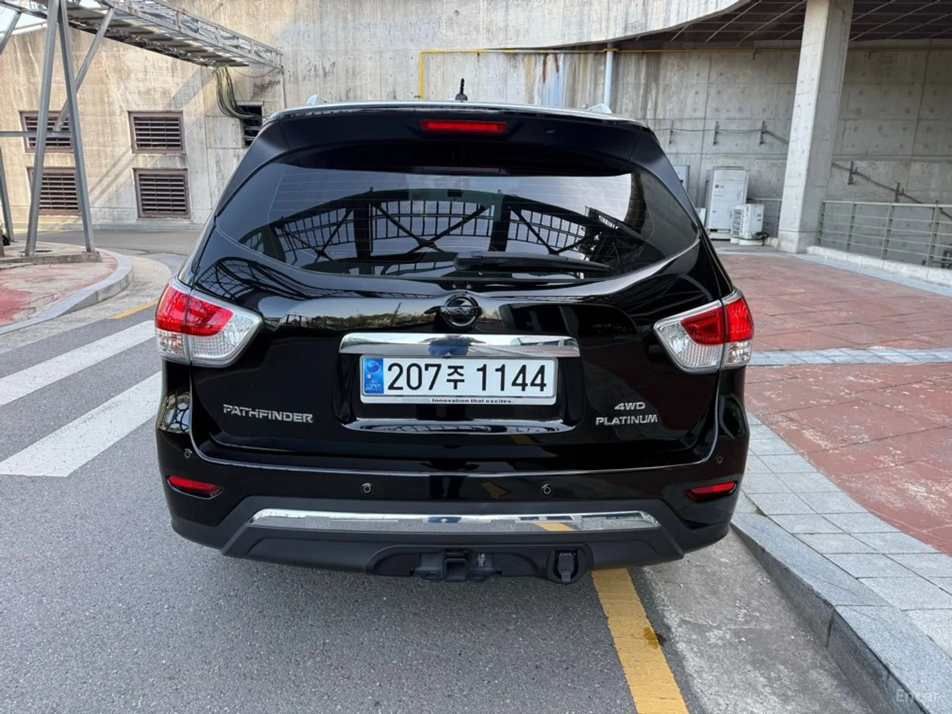 Nissan Pathfinder Gen 4 превью 5