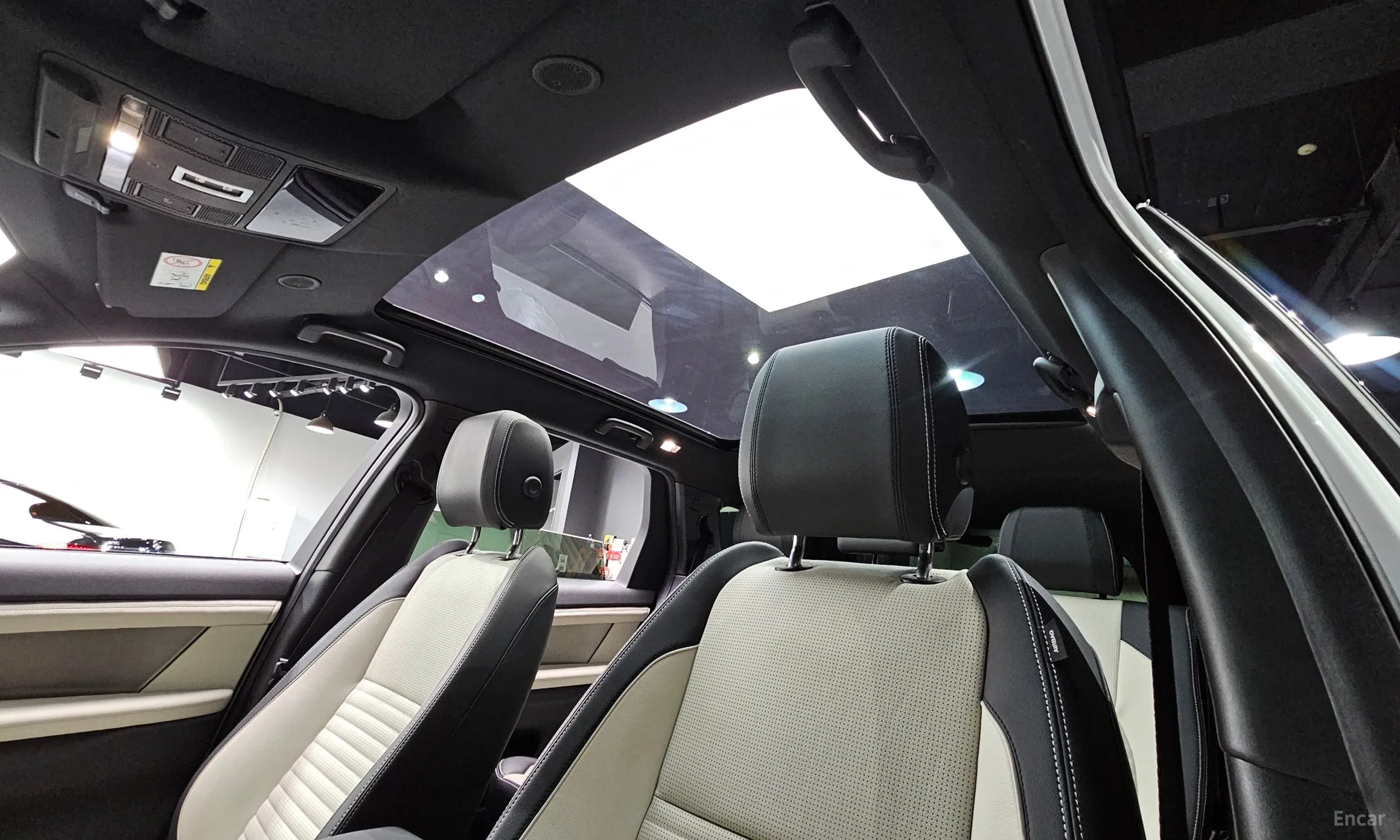 Land Rover Discovery Sports превью 19