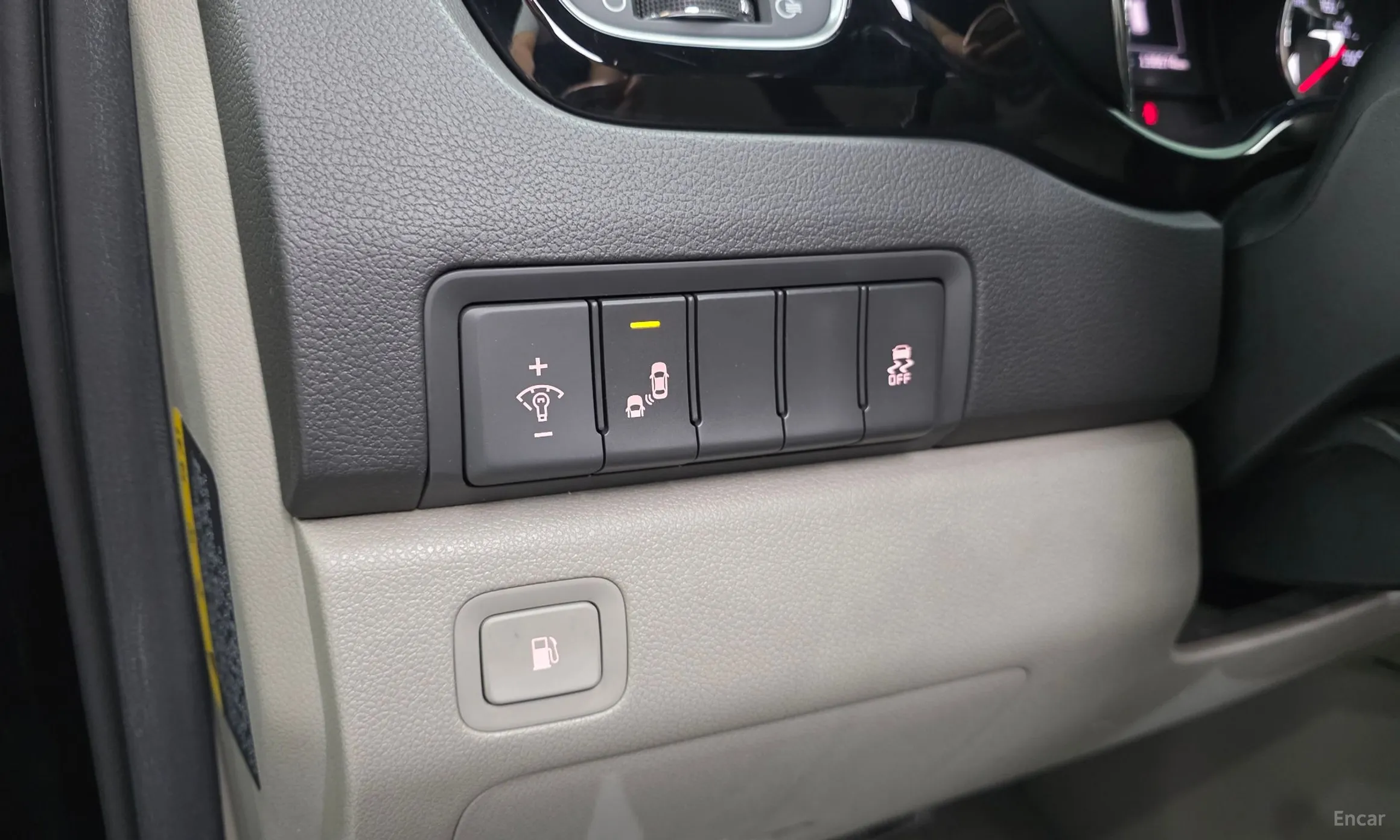 Kia Carnival превью 13