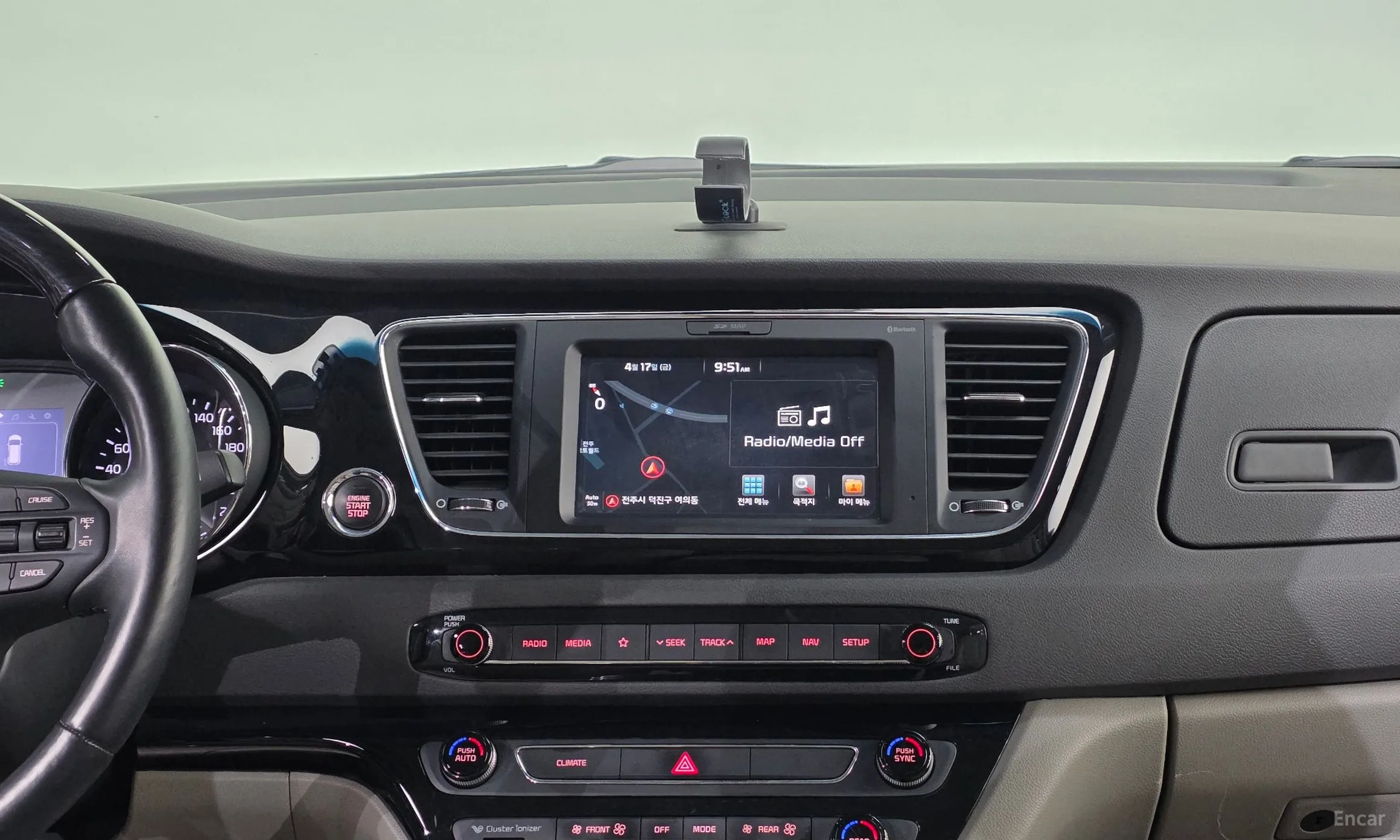 Kia Carnival превью 16