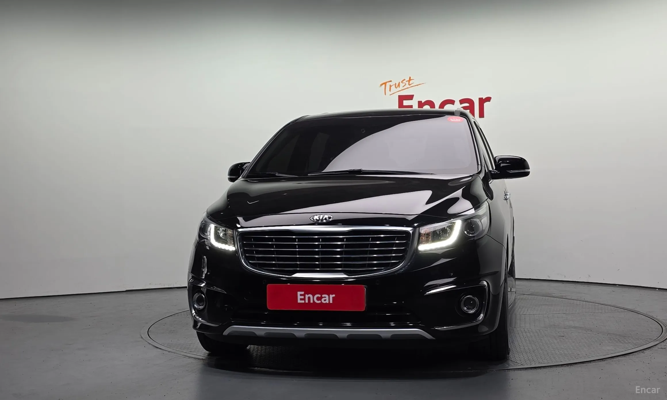 Kia Carnival превью 3