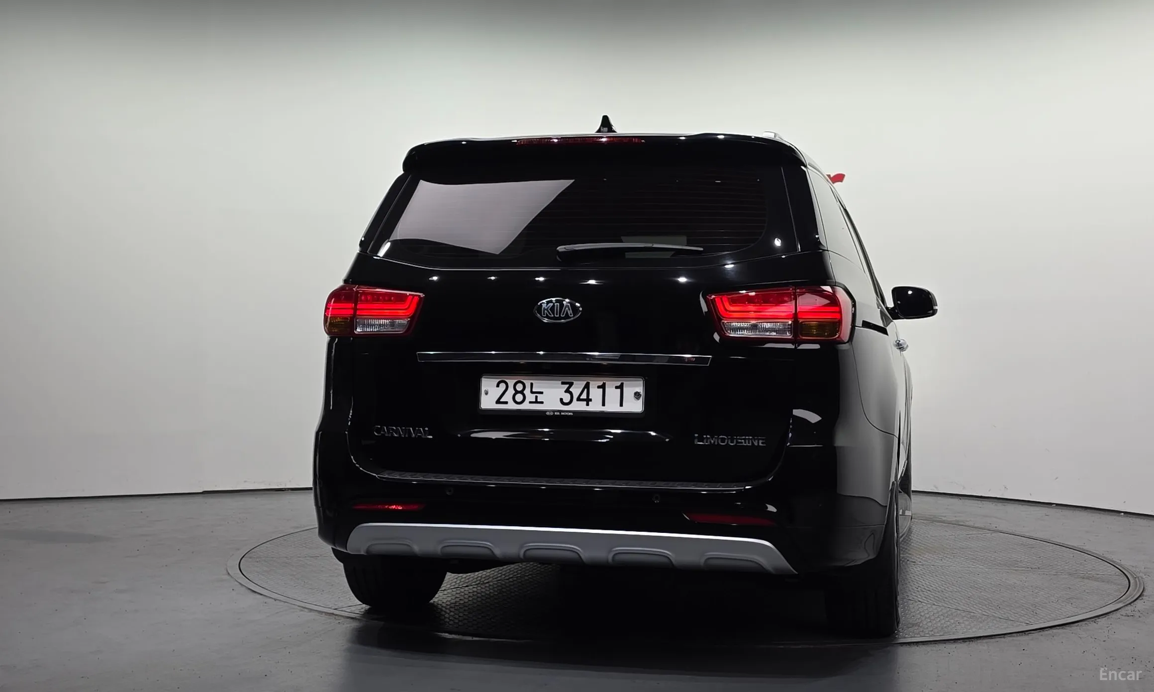 Kia Carnival превью 4