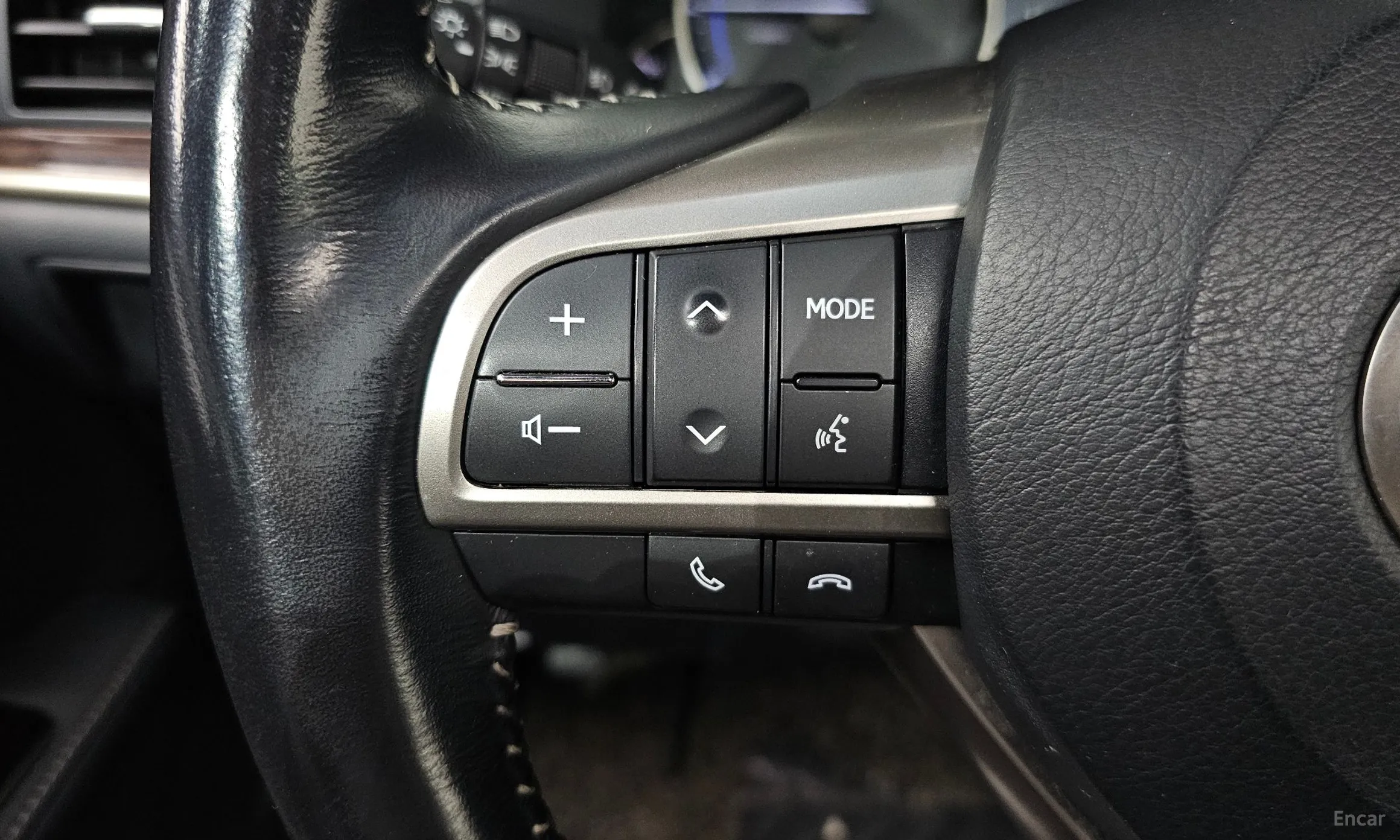 Lexus New ES300h превью 17