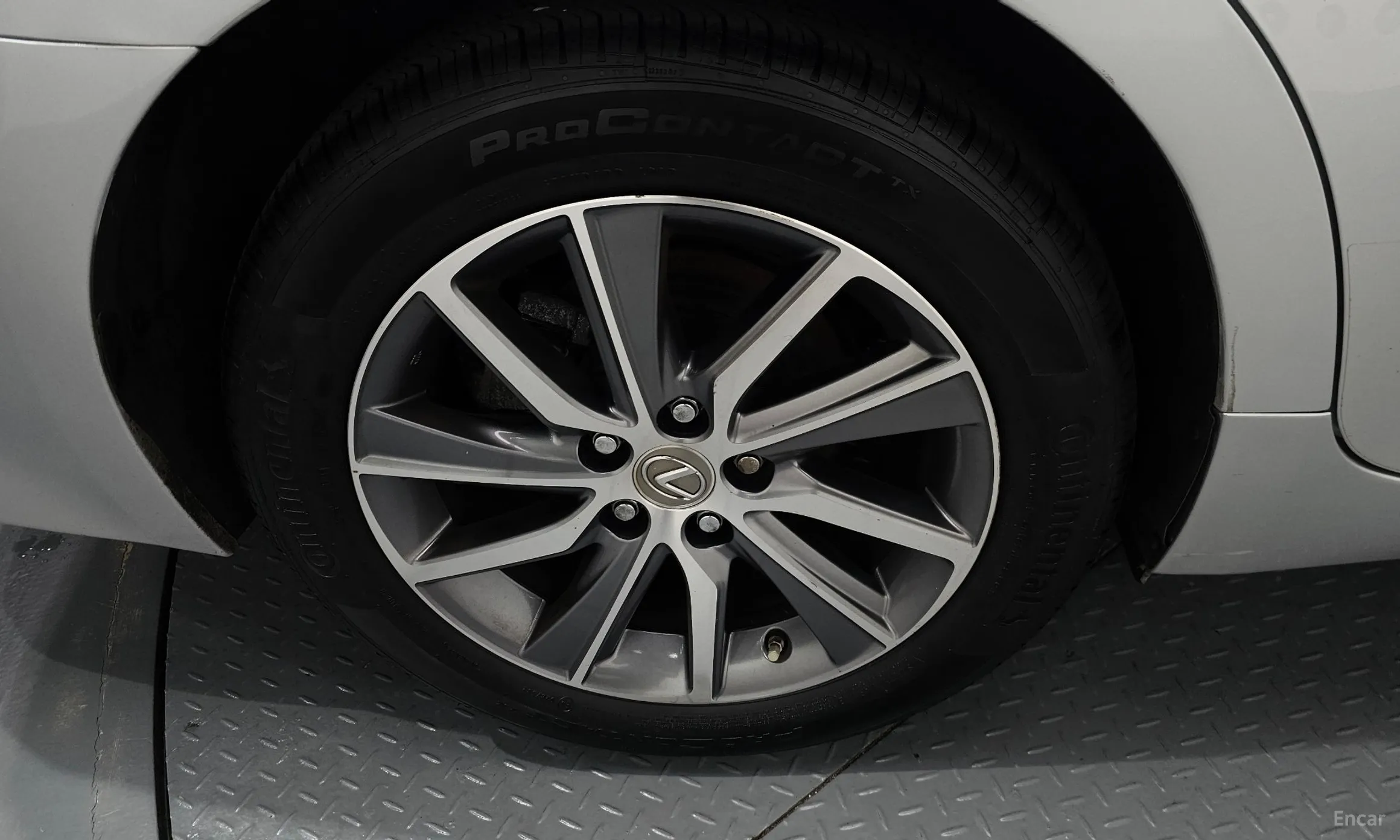 Lexus New ES300h превью 5