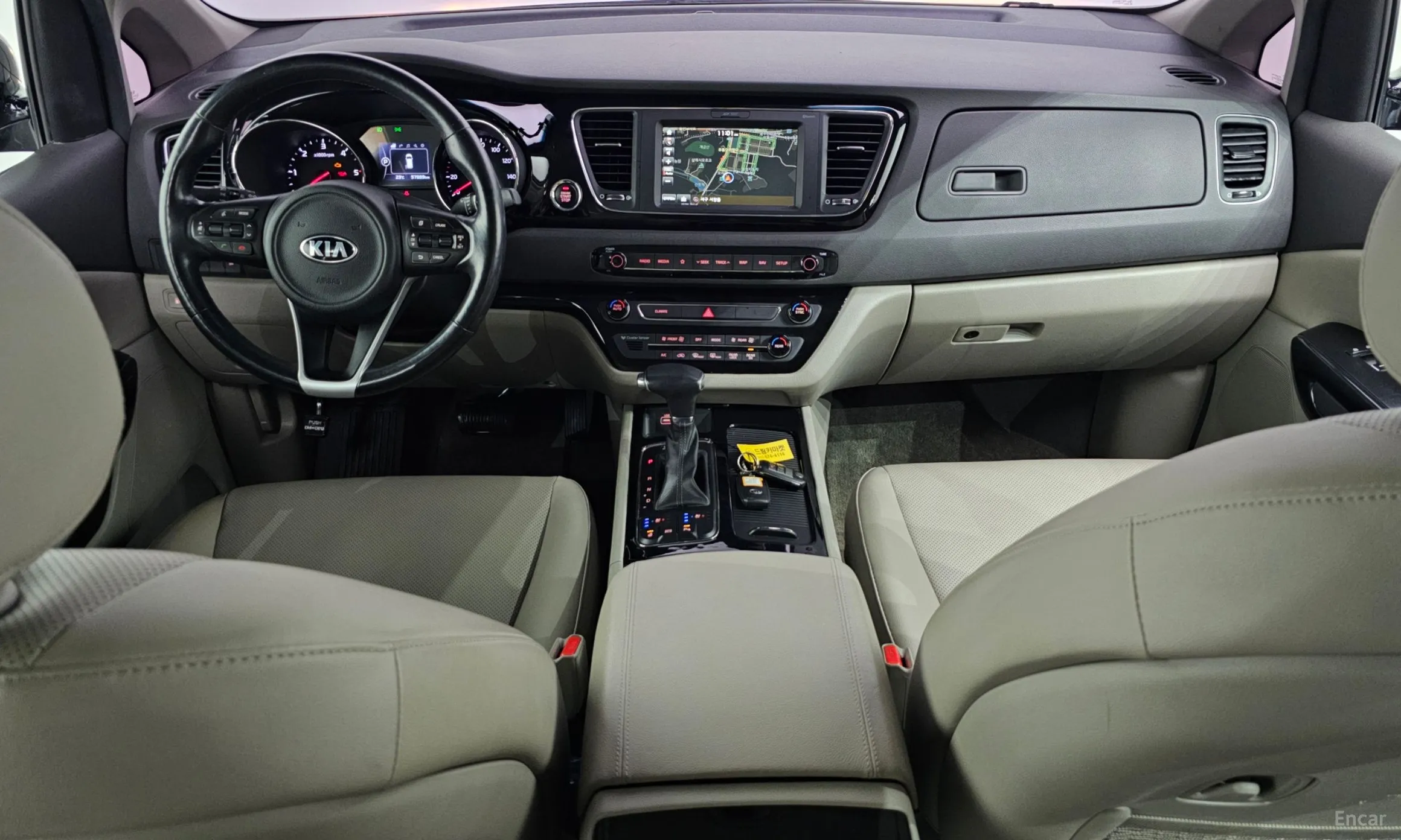 Kia Carnival превью 7