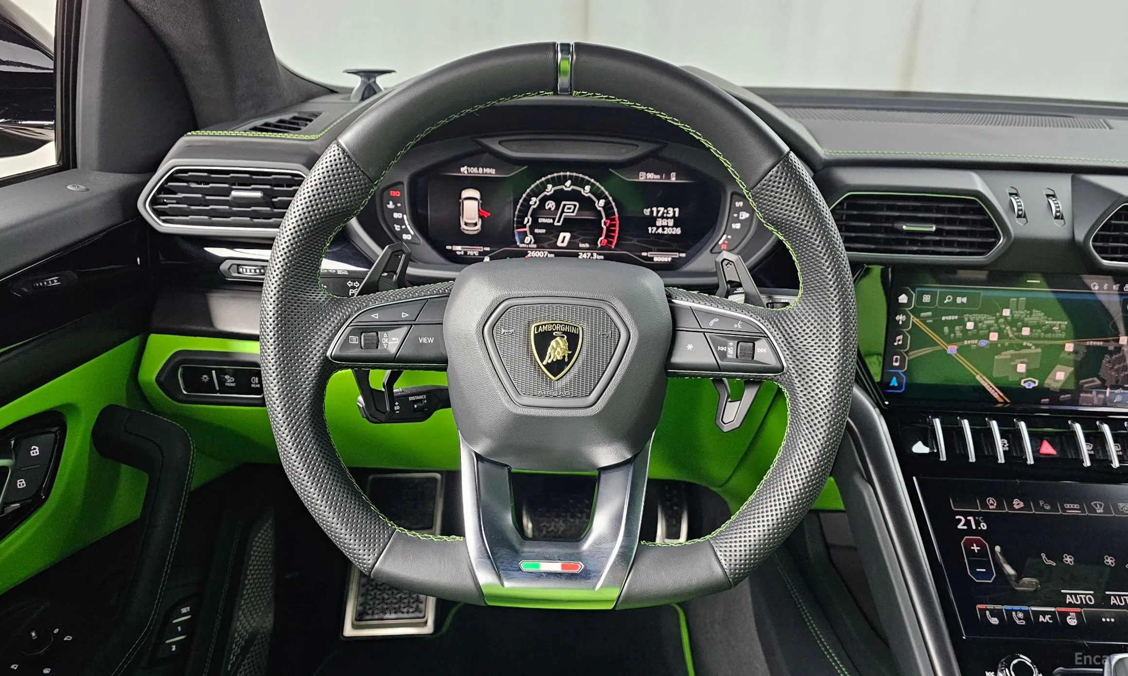 Lamborghini Urus превью 13