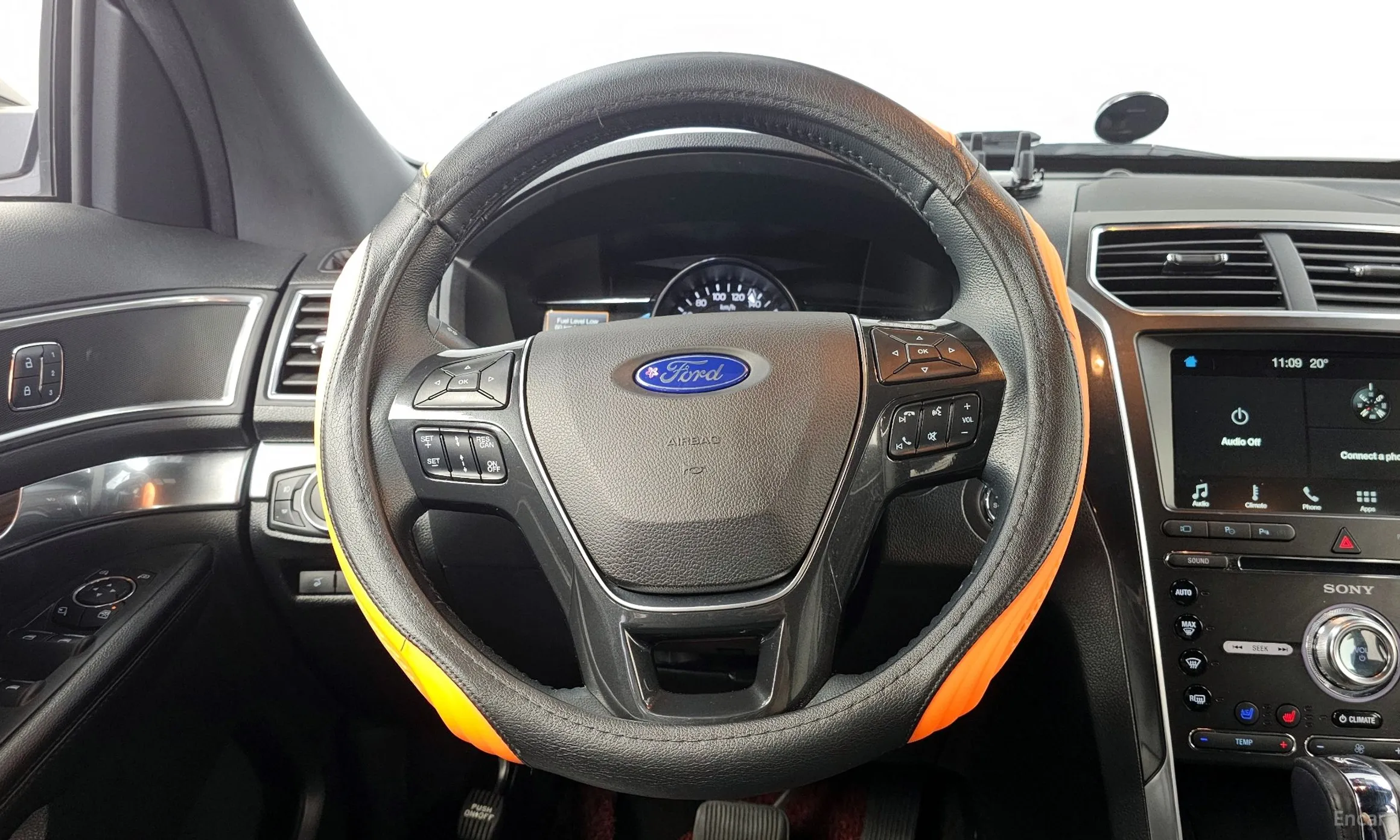 Ford Explorer превью 13