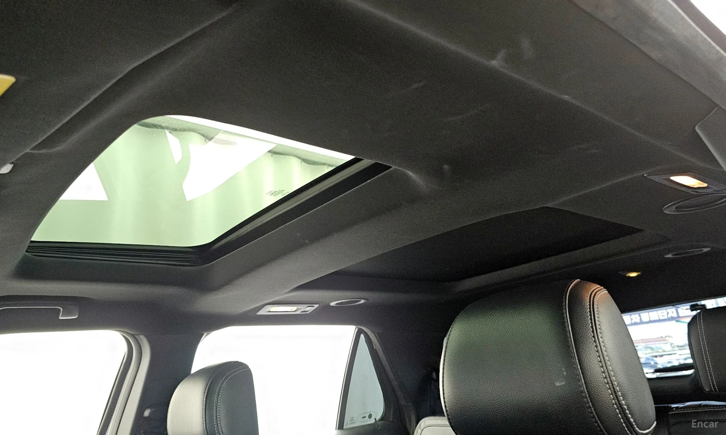 Ford Explorer превью 18