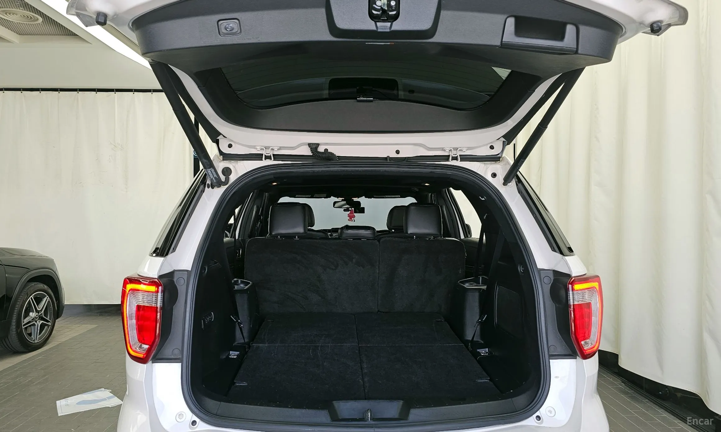 Ford Explorer превью 20