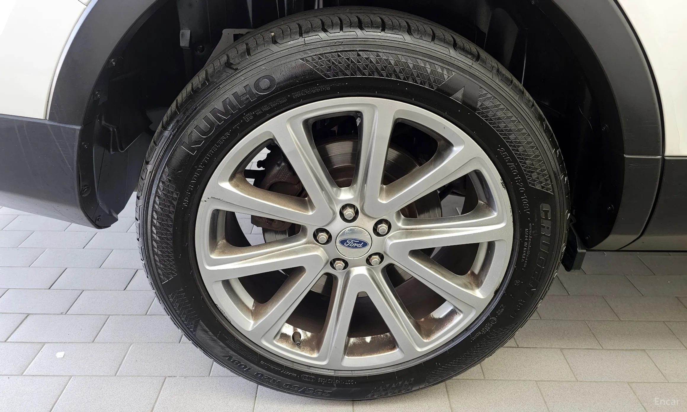 Ford Explorer превью 5