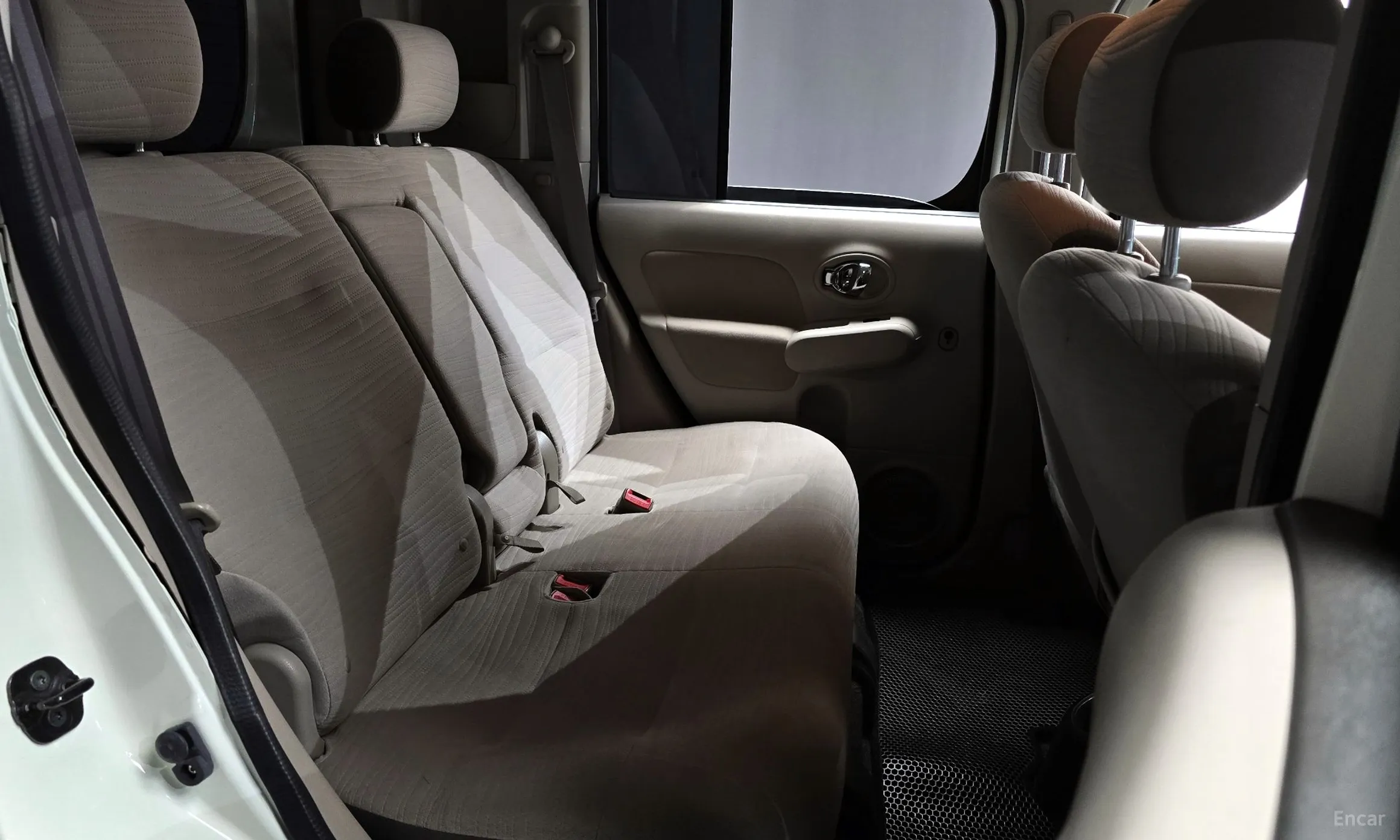 Nissan Cube превью 11