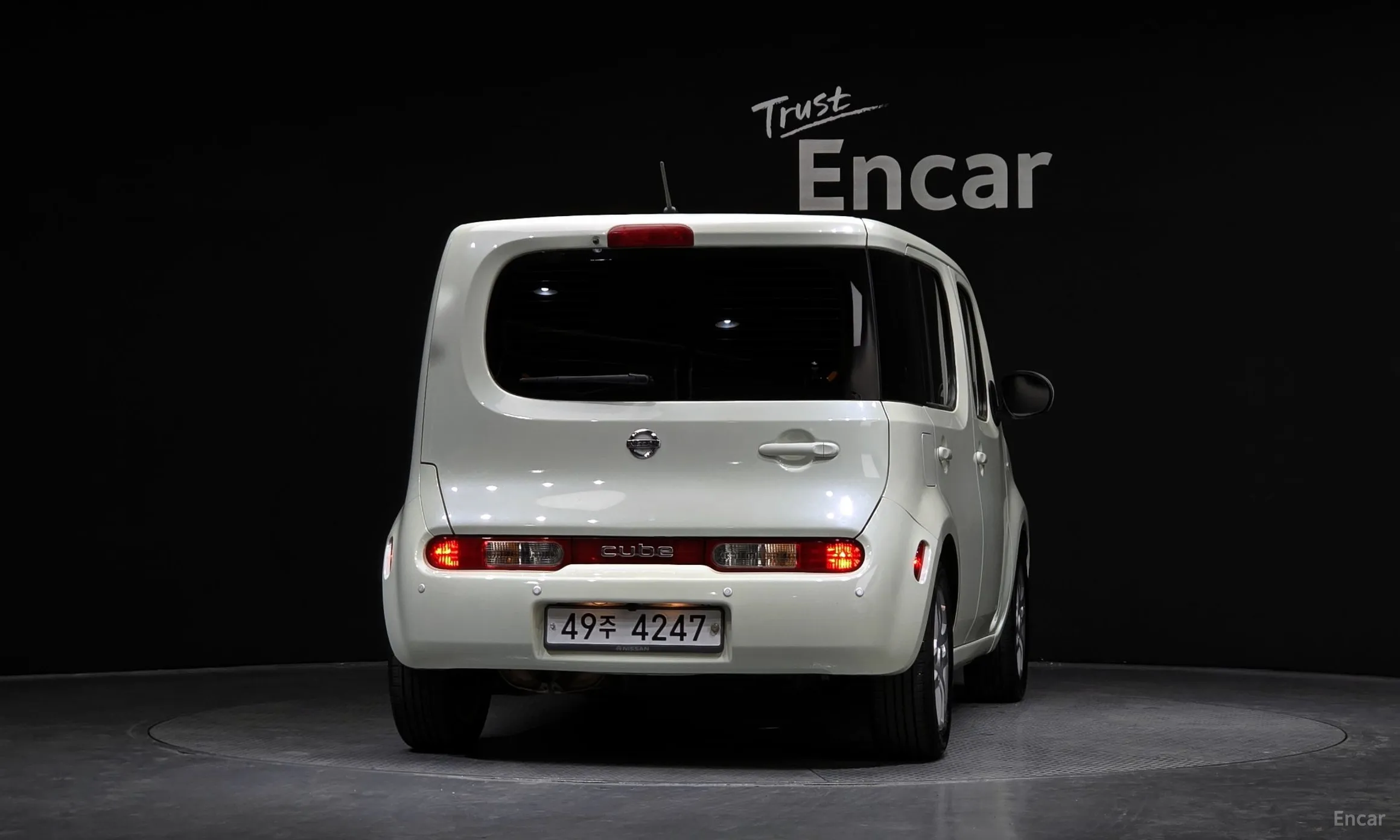 Nissan Cube превью 4
