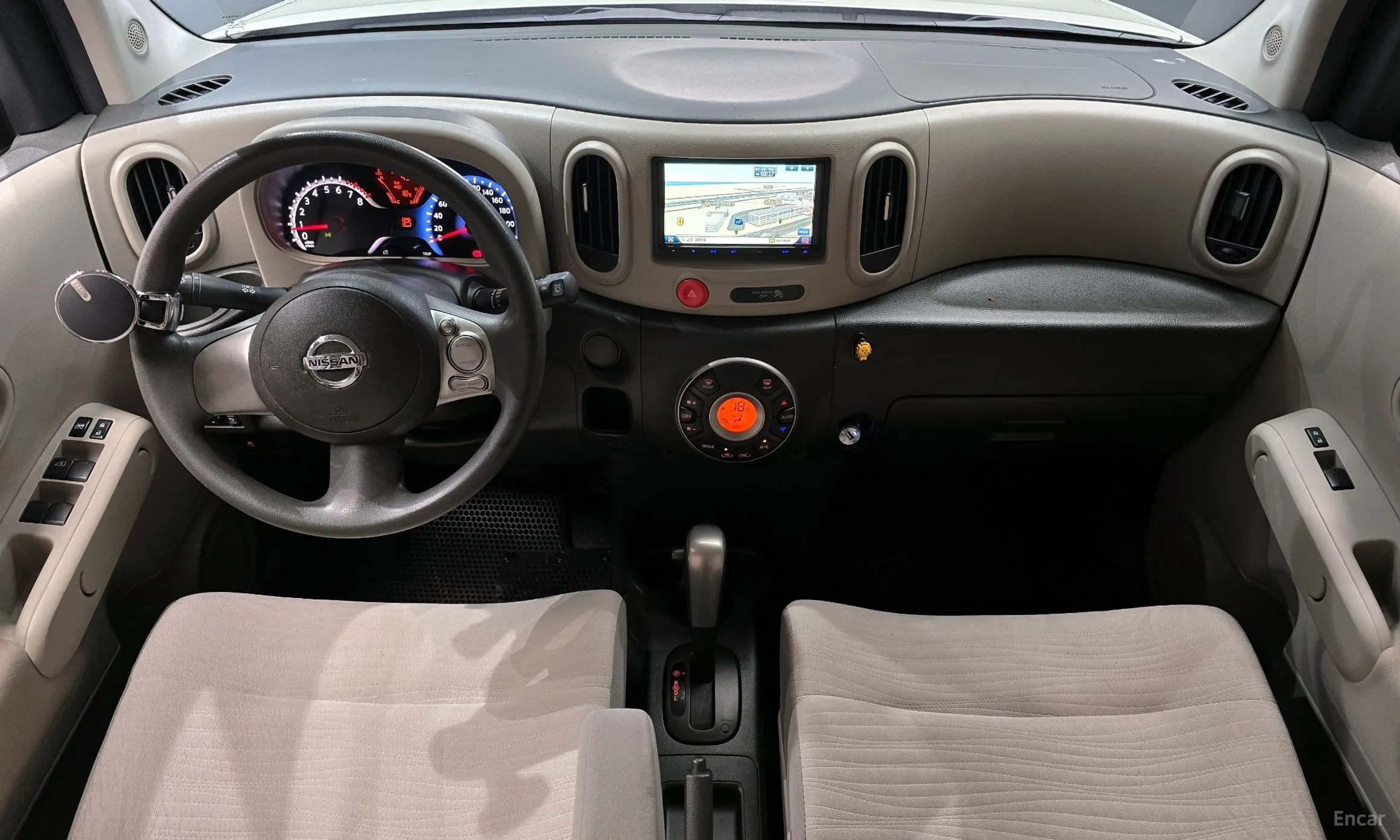 Nissan Cube превью 7