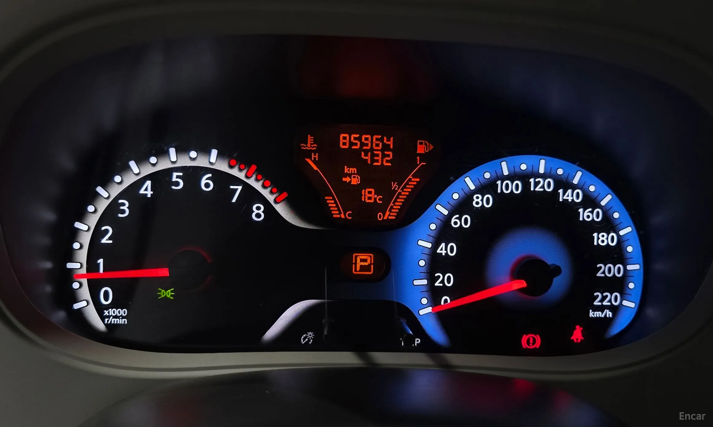 Nissan Cube превью 8