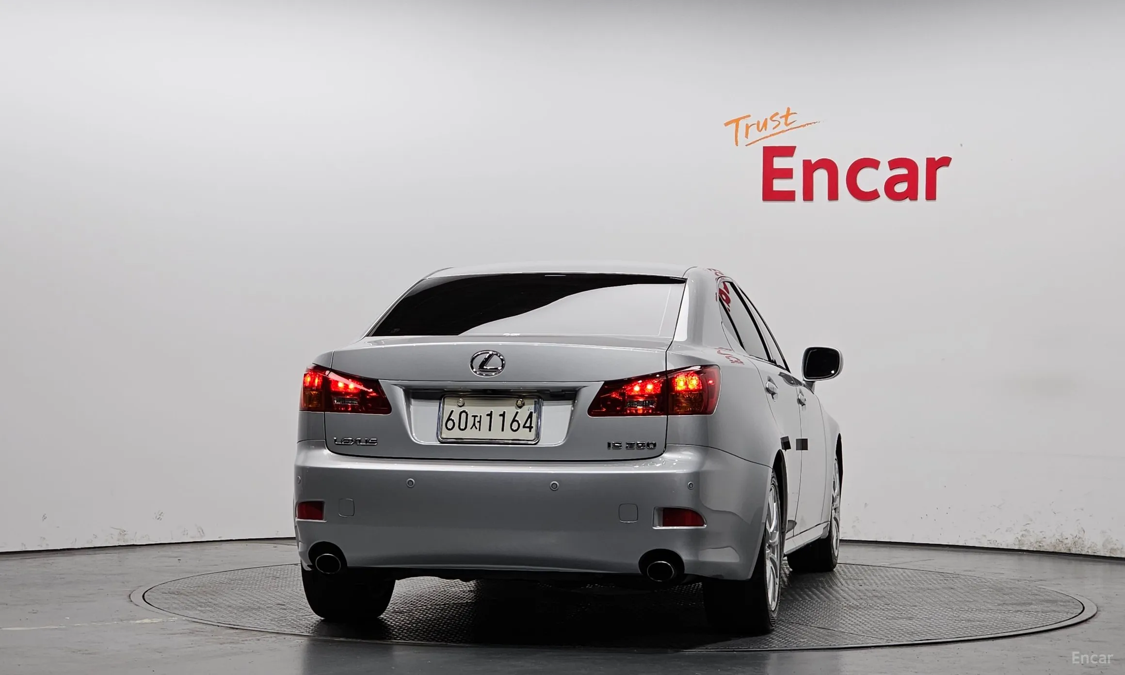 Lexus IS250 превью 4