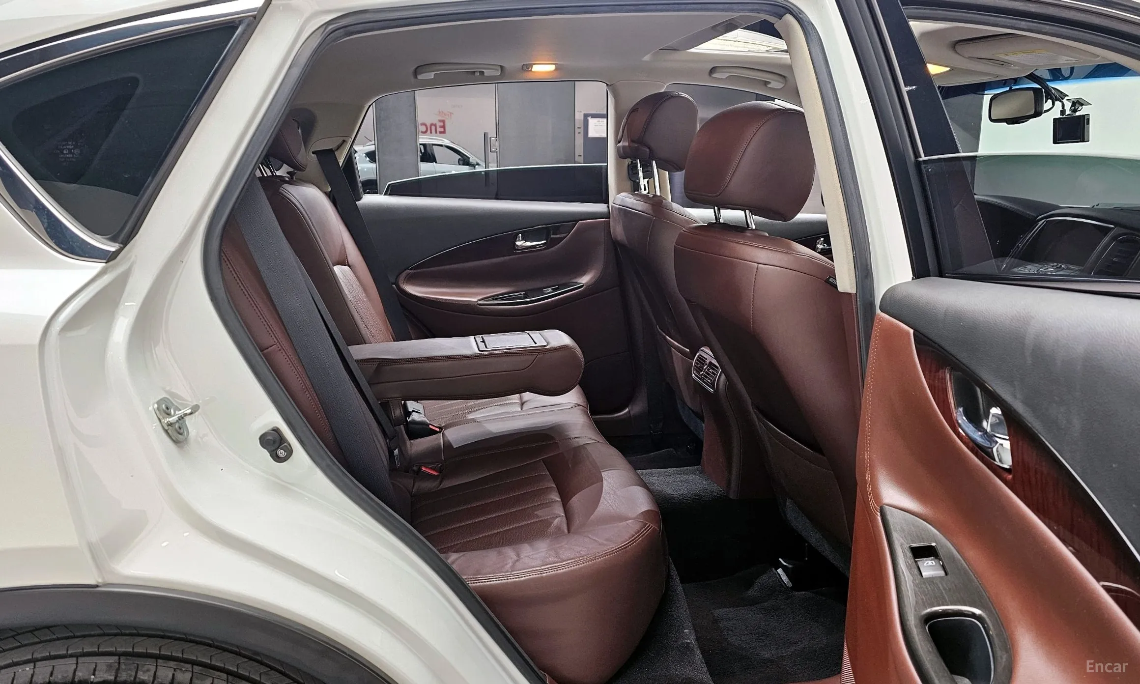 Infiniti QX50 превью 11