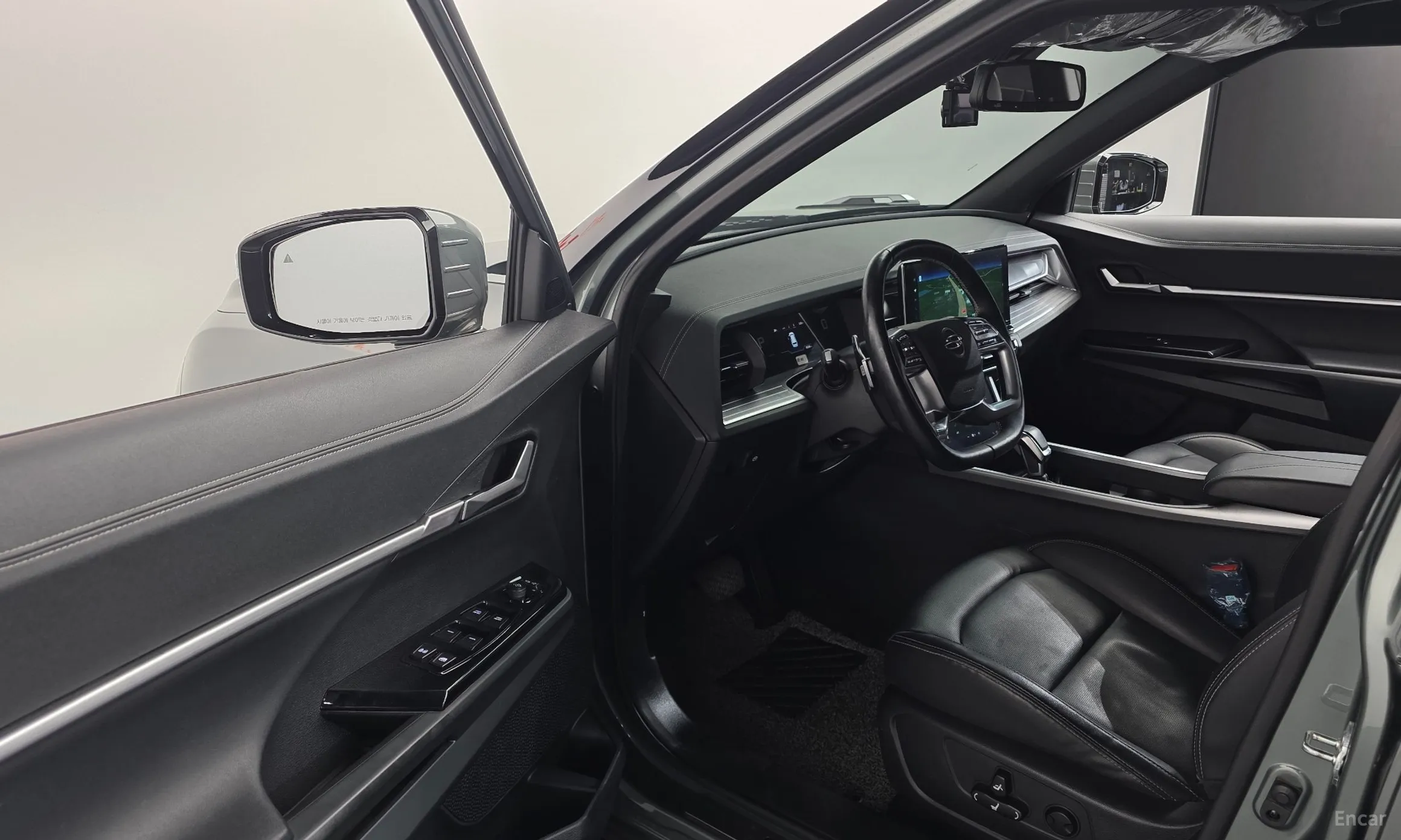 KG Mobility (SsangYong) Torres превью 11