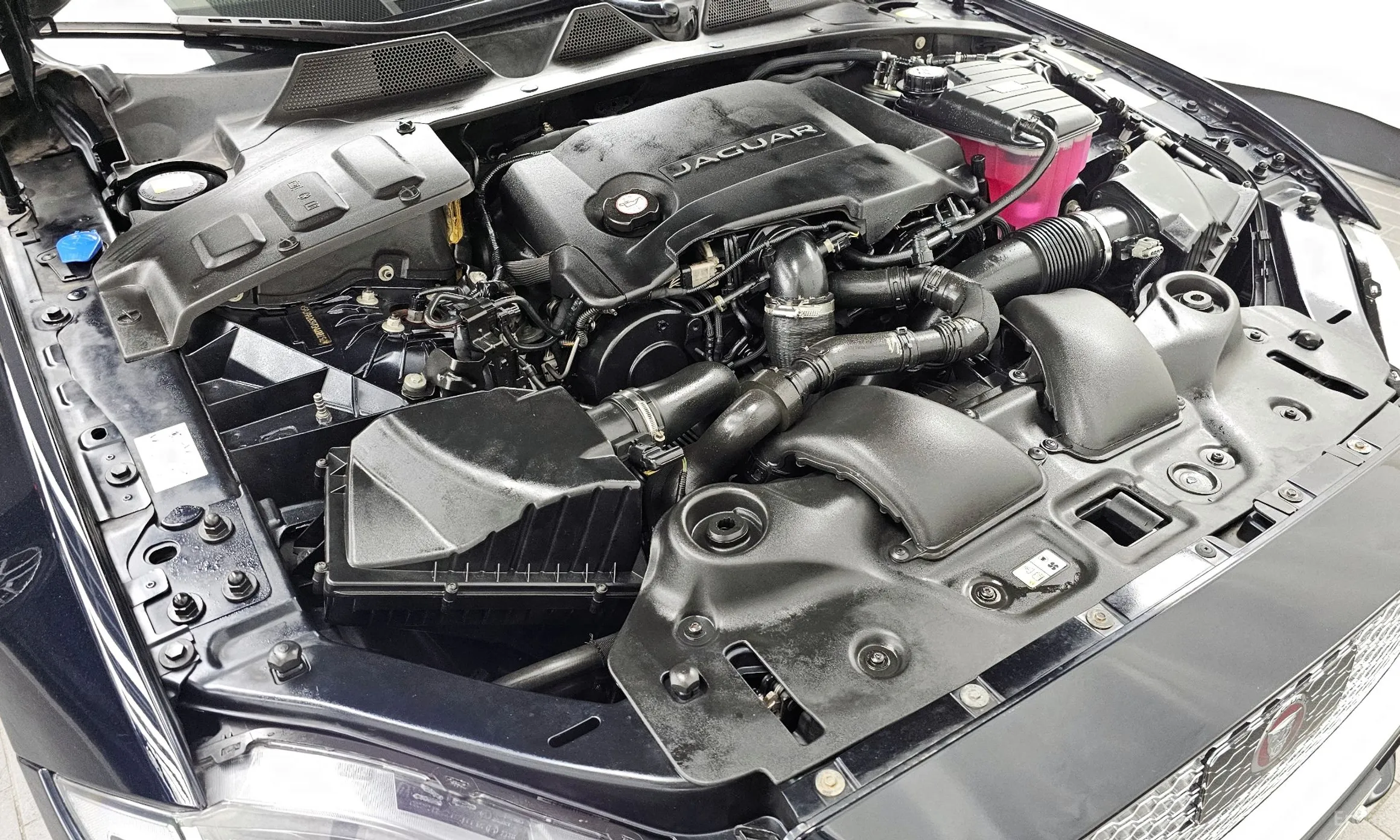 Jaguar All New XJ превью 6