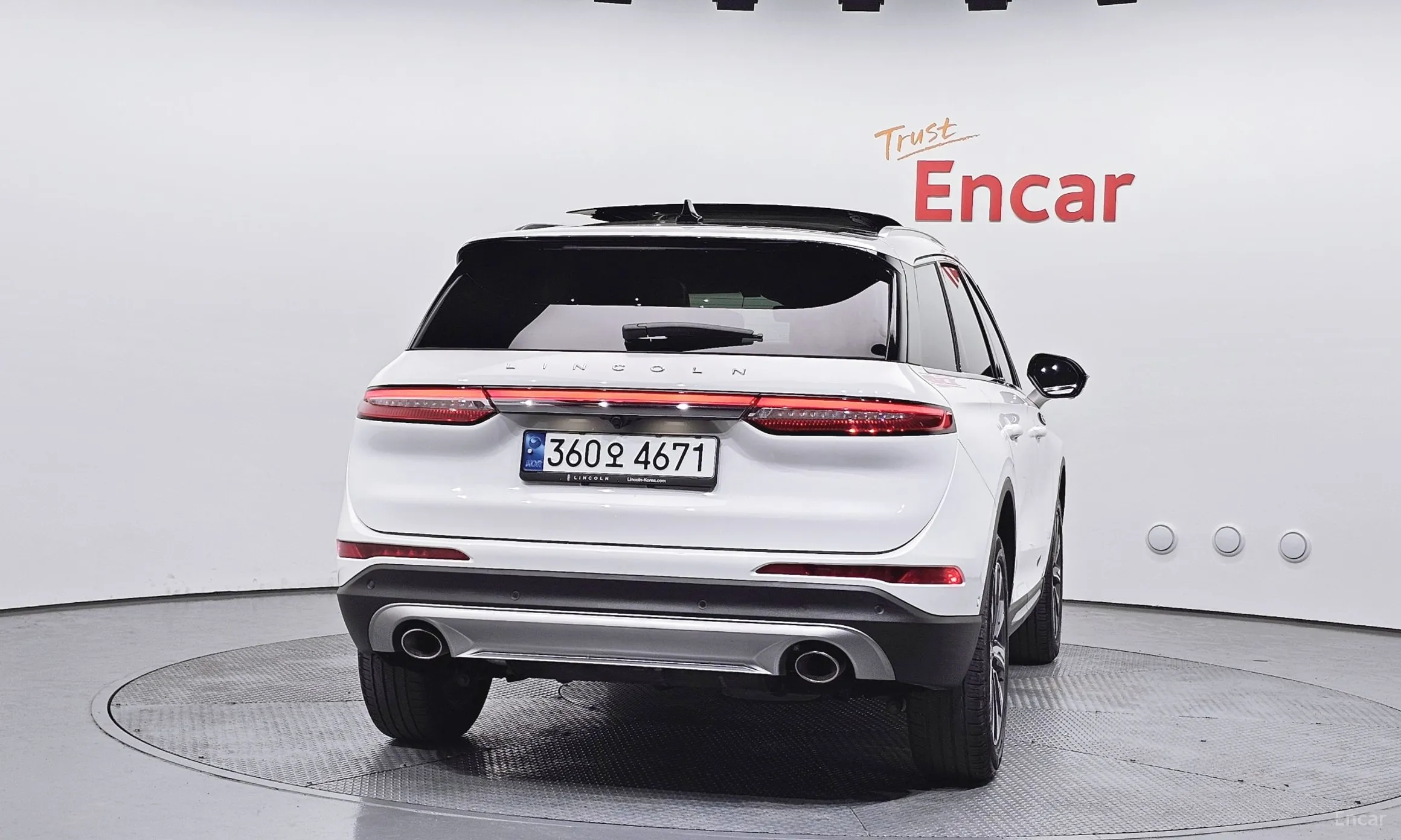 Lincoln Corsair превью 4