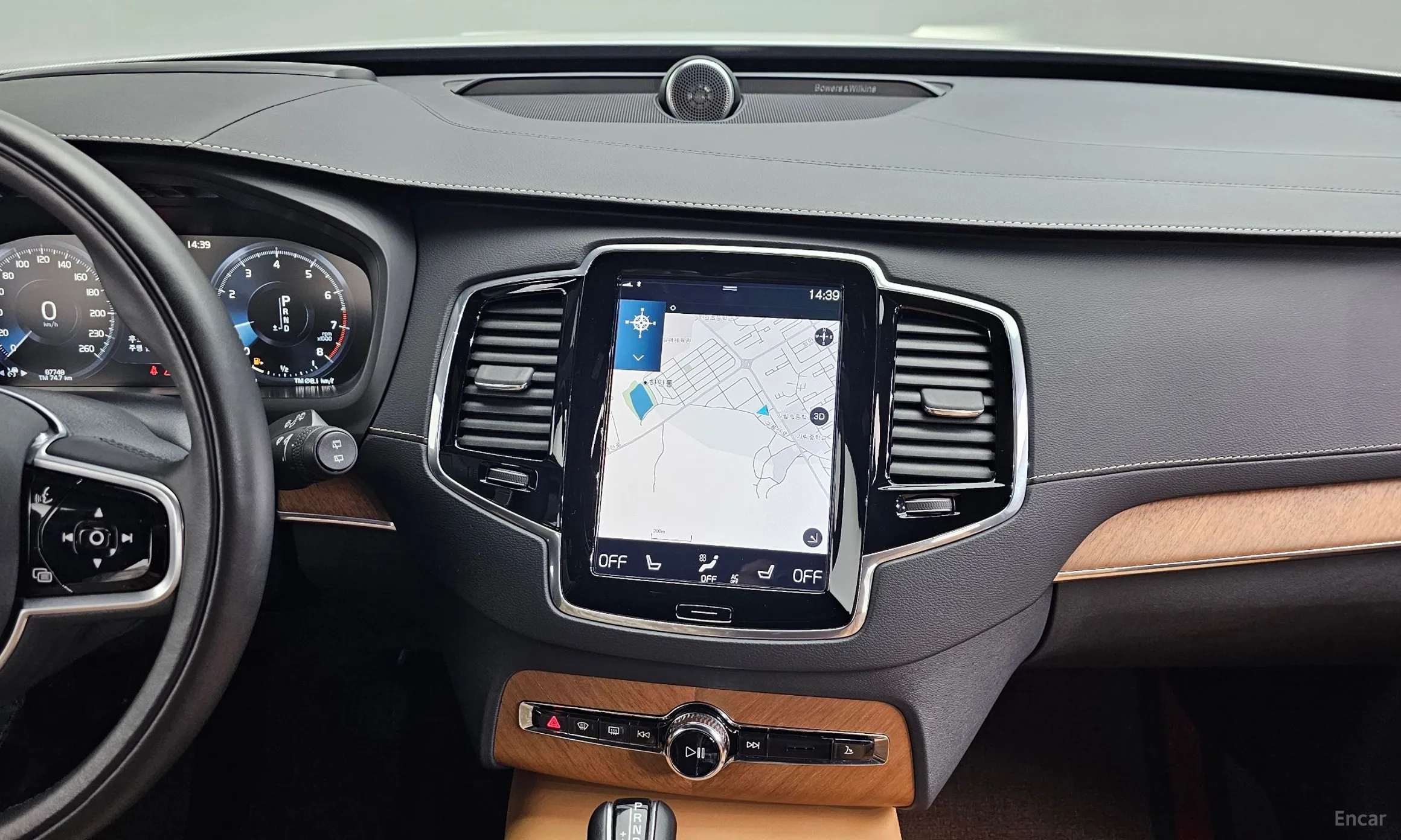 Volvo XC90 Gen 2 превью 15