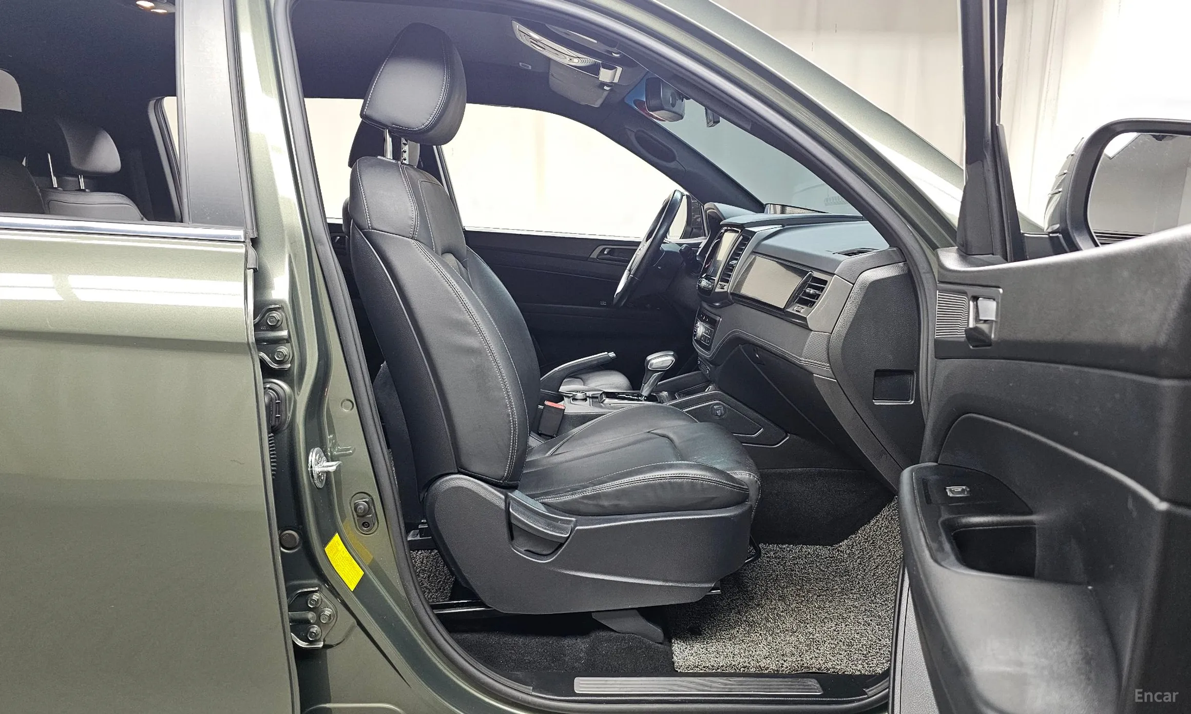 KG Mobility (SsangYong) Rexton Sports Khan превью 12