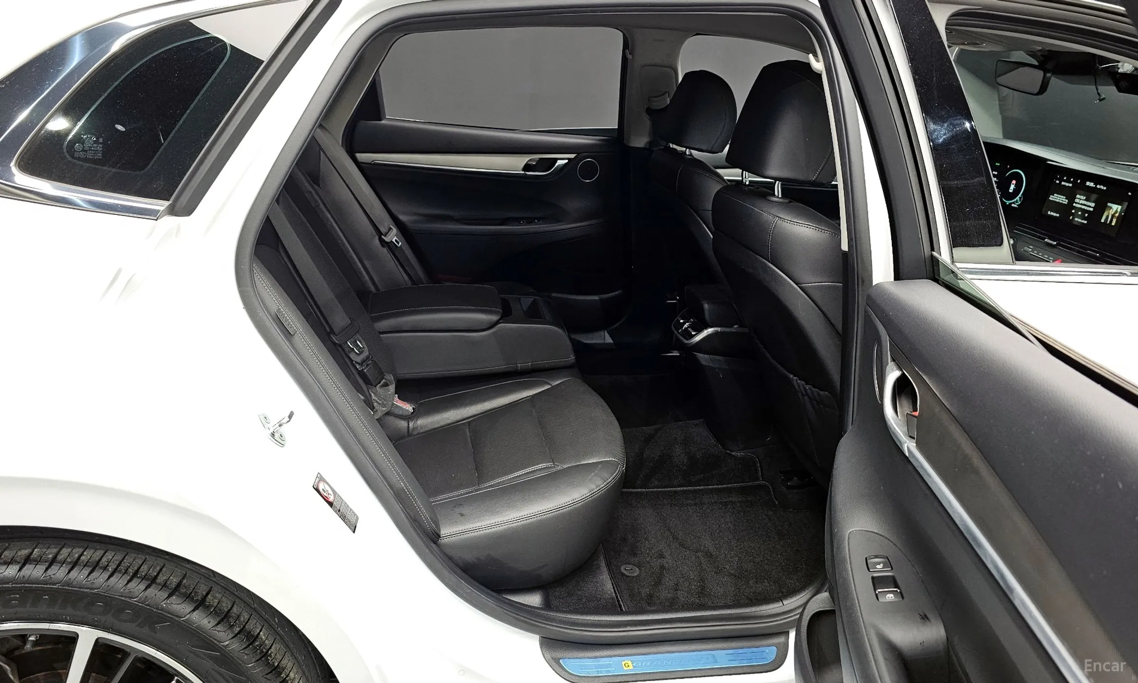 Hyundai Grandeur IG превью 11