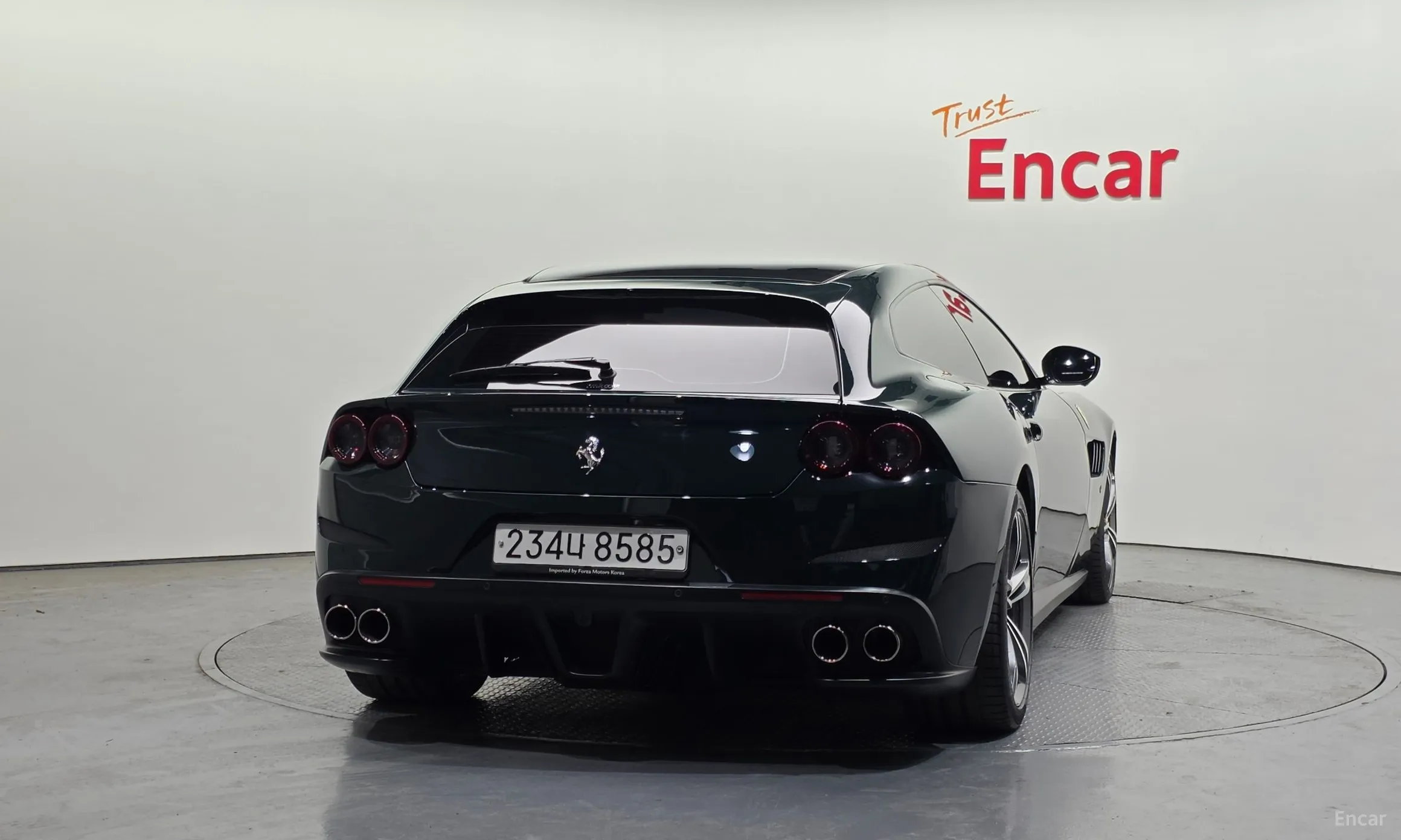 Ferrari GTC4 Rousseau превью 4