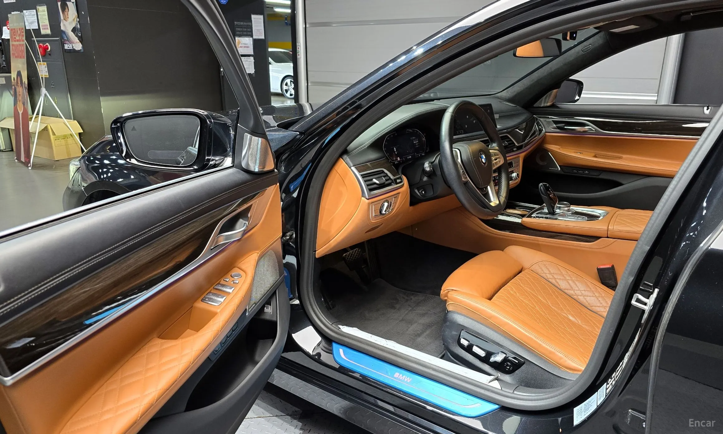 BMW 7 Series (G11) превью 10