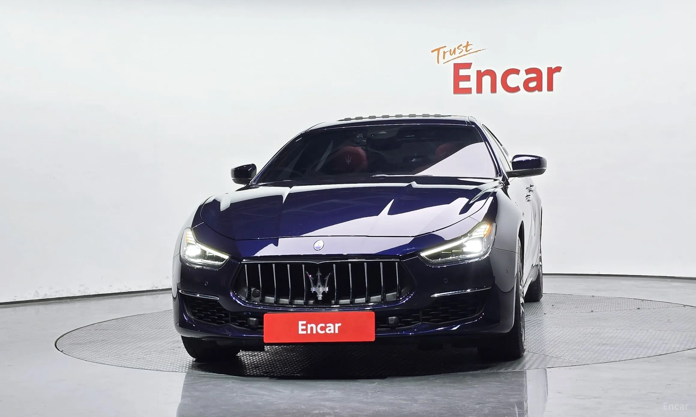 Maserati Ghibli превью 3