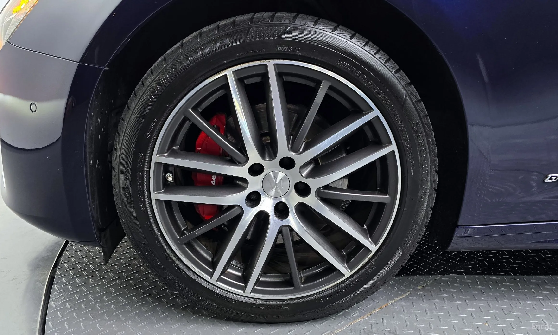 Maserati Ghibli превью 5