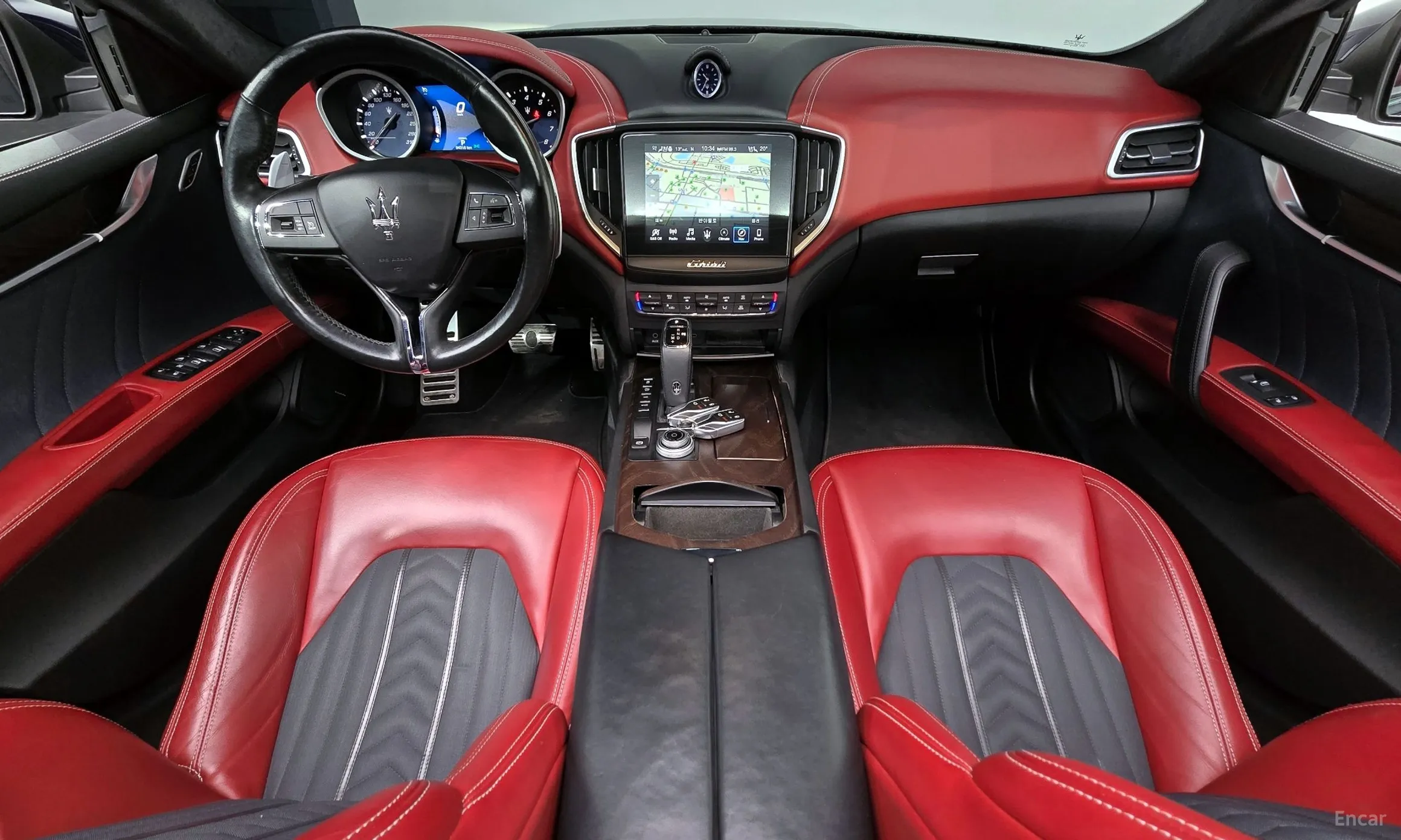 Maserati Ghibli превью 7